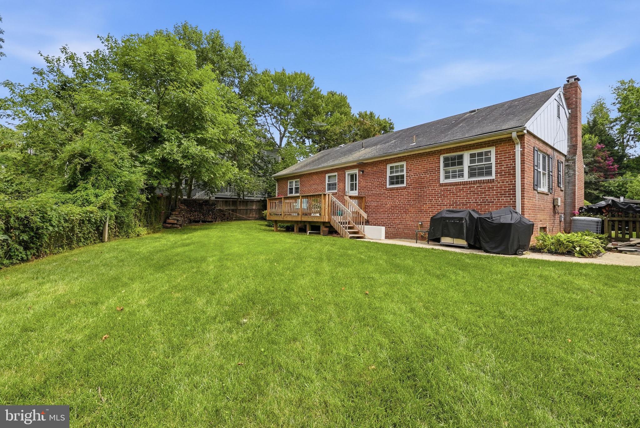 BERKSHIRE OAKWOOD - Residential