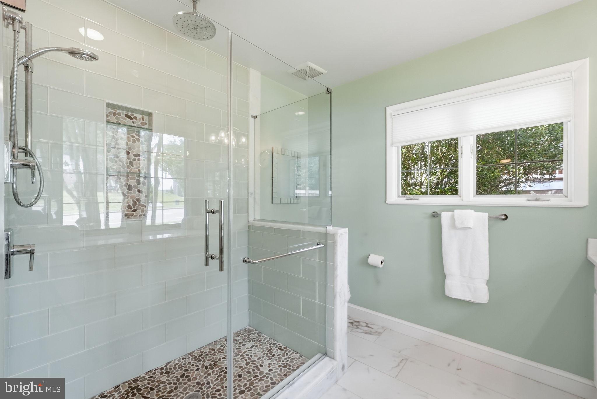 BERKSHIRE OAKWOOD - Residential