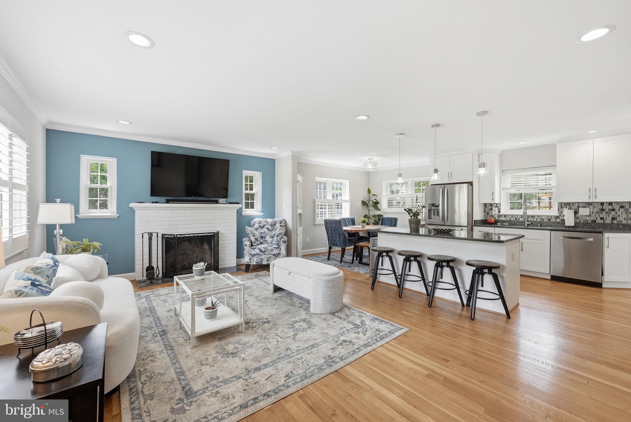 BERKSHIRE OAKWOOD - Residential