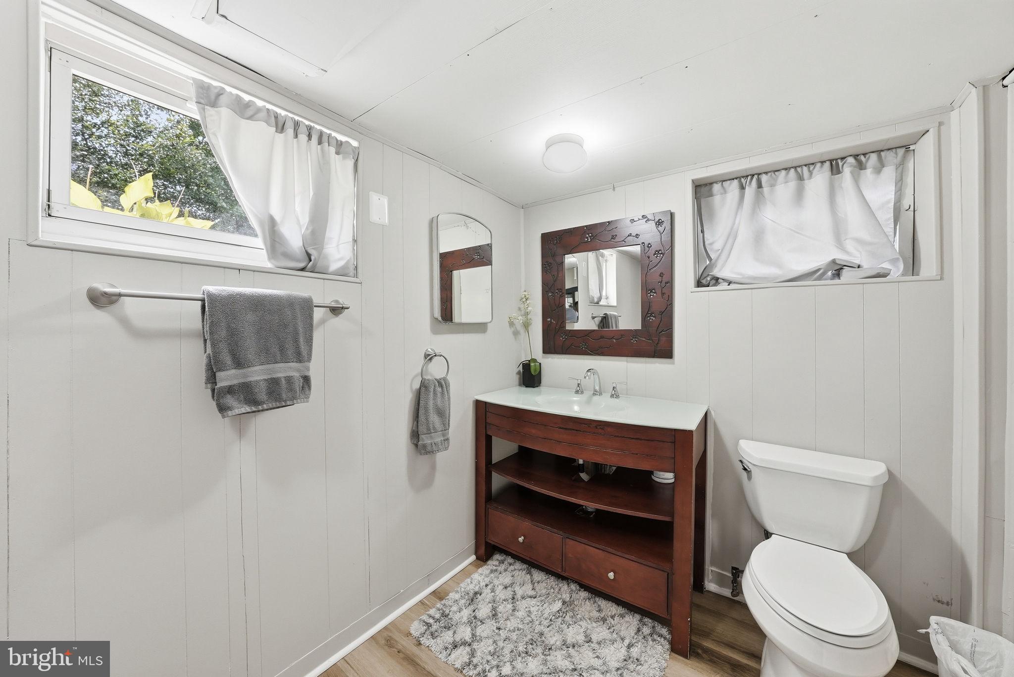 BERKSHIRE OAKWOOD - Residential