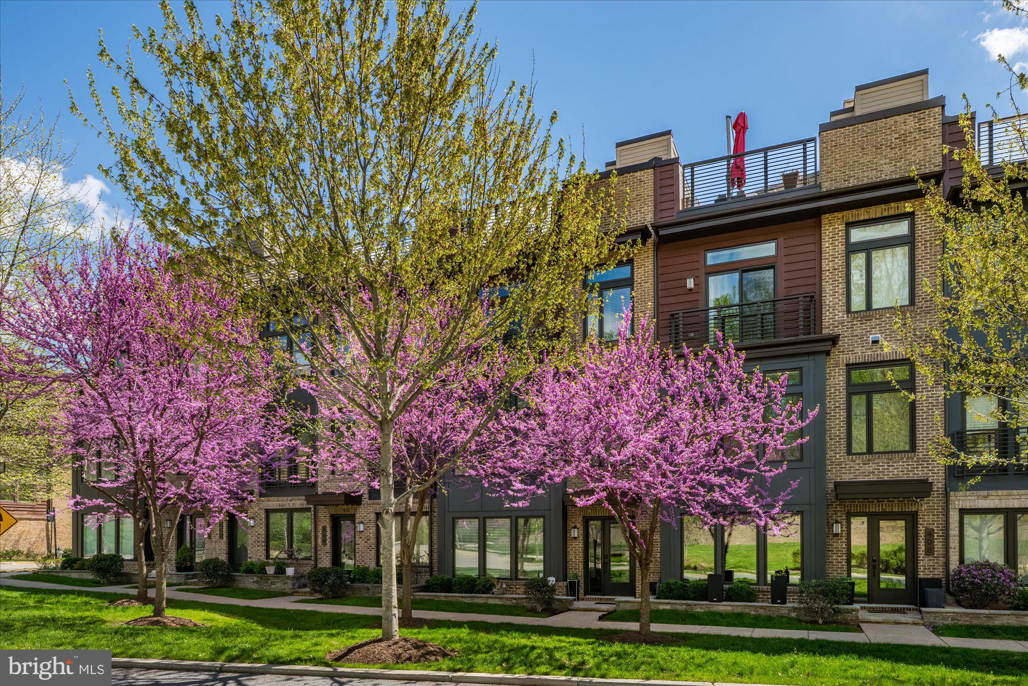 GROSVENOR HEIGHTS - Residential