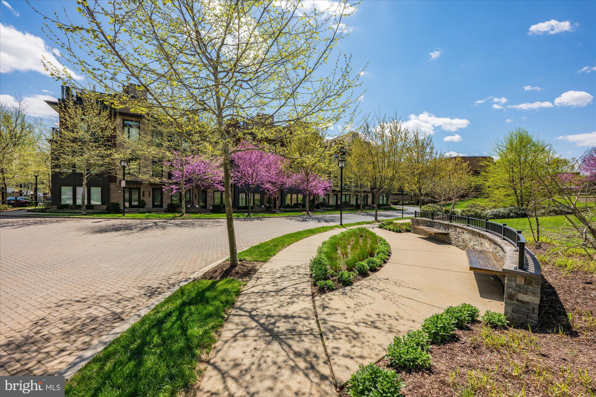 GROSVENOR HEIGHTS - Residential