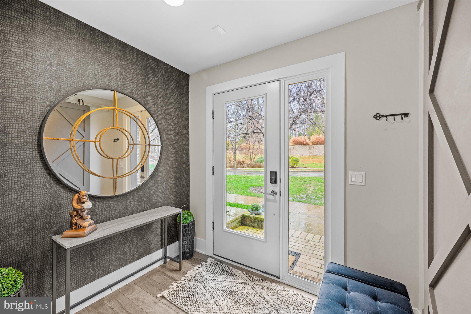 GROSVENOR HEIGHTS - Residential