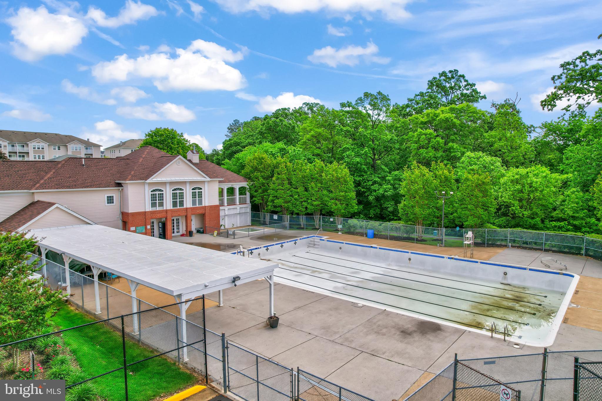 MANORS AT MCNAIR FARMS - Residential