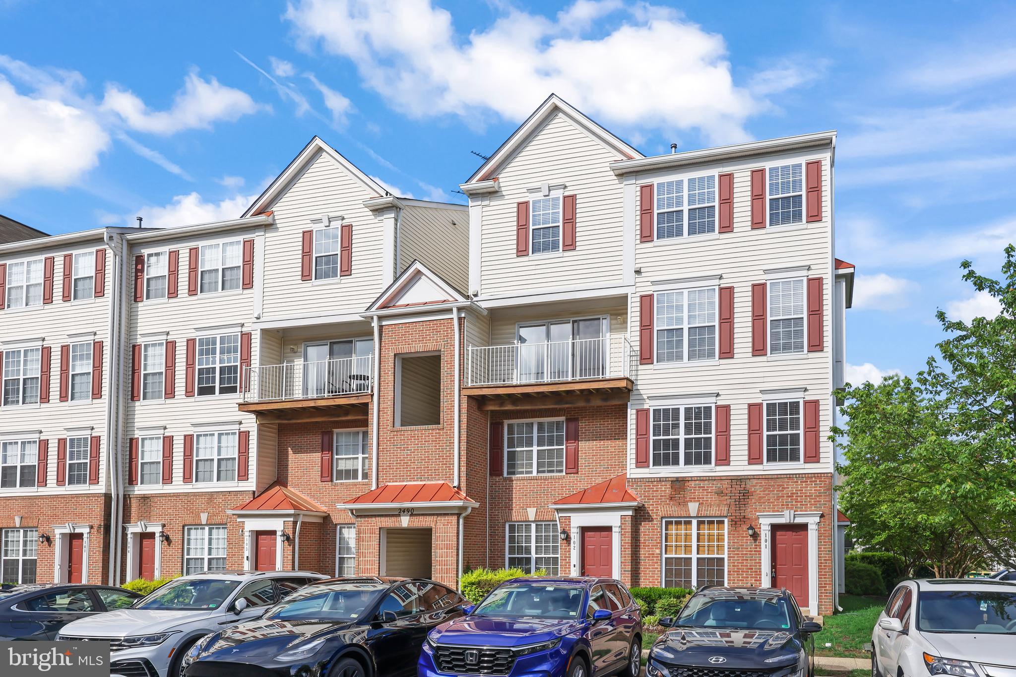 MANORS AT MCNAIR FARMS - Residential