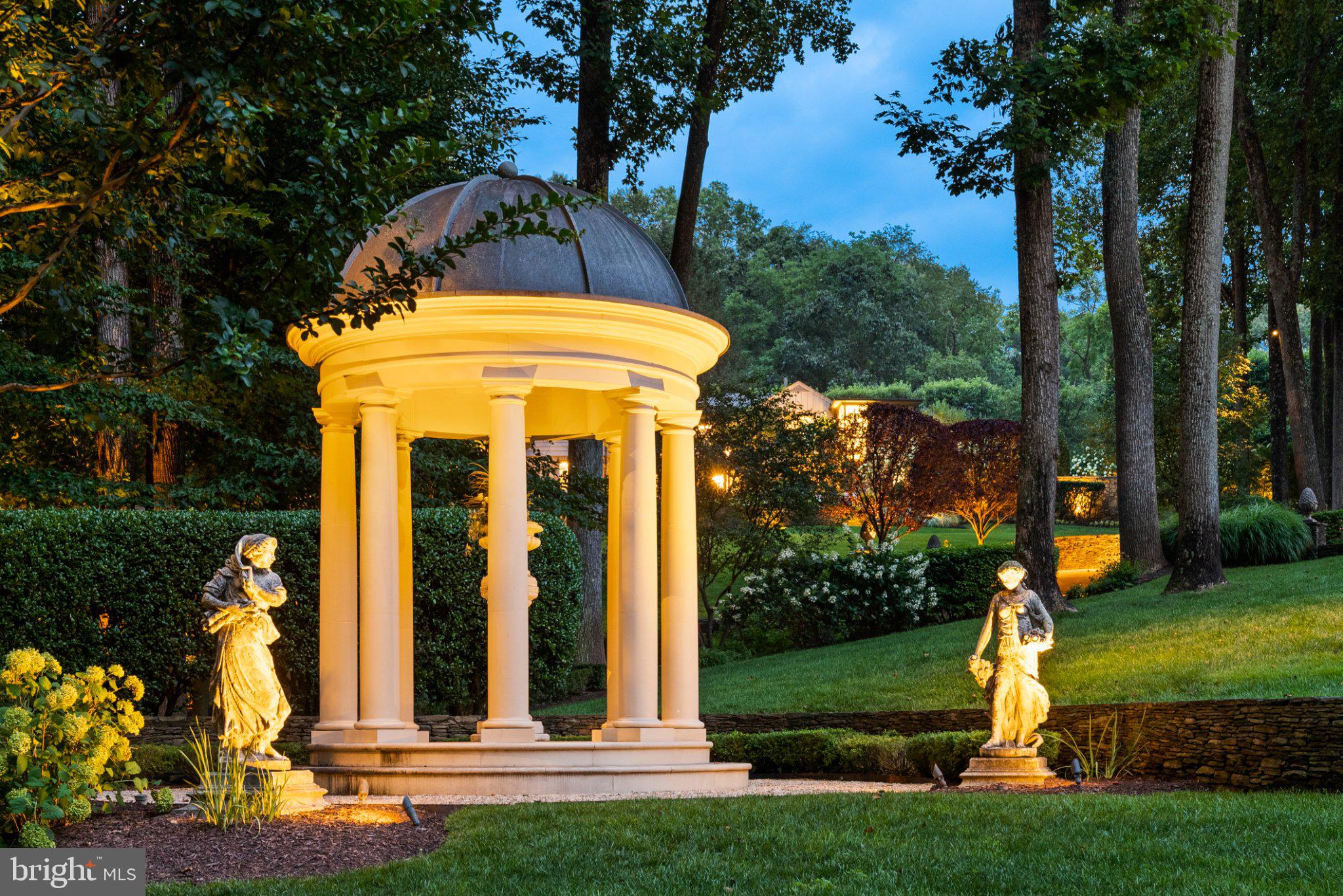 JACKSON HILLS - Residential