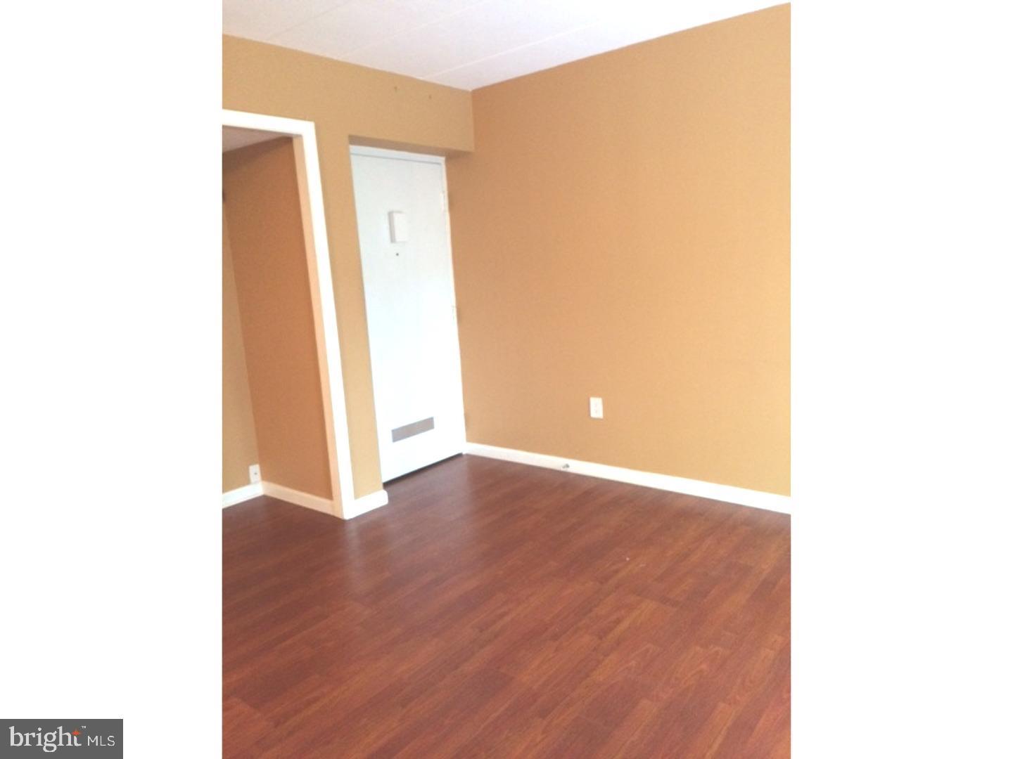 ELKINS PARK - Residential