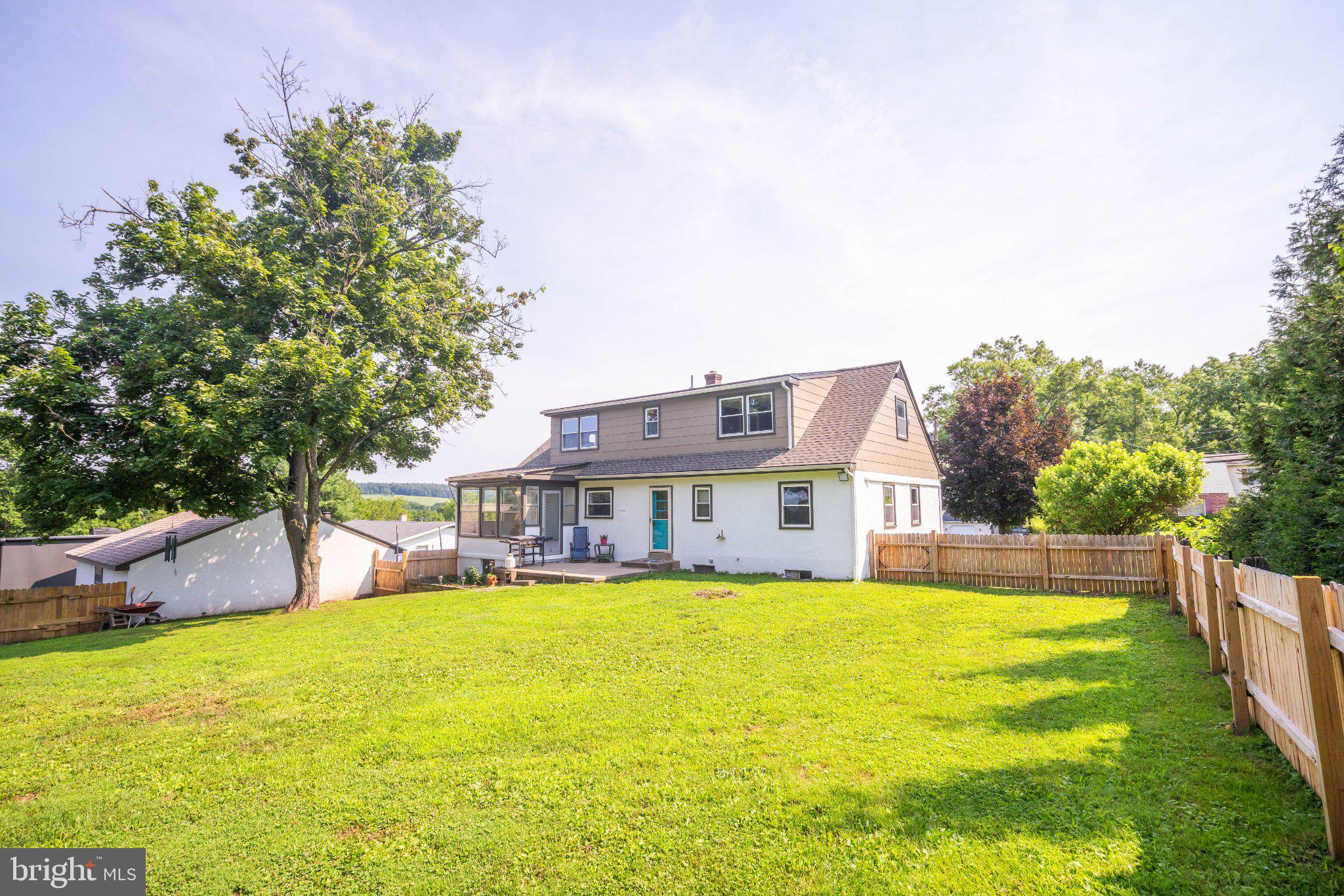 FRANCONIA HUNT - Residential
