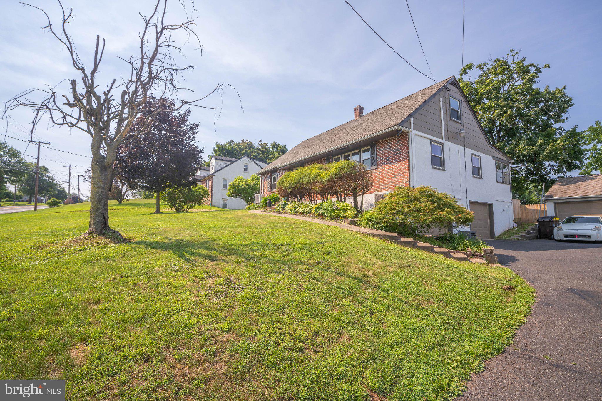 FRANCONIA HUNT - Residential