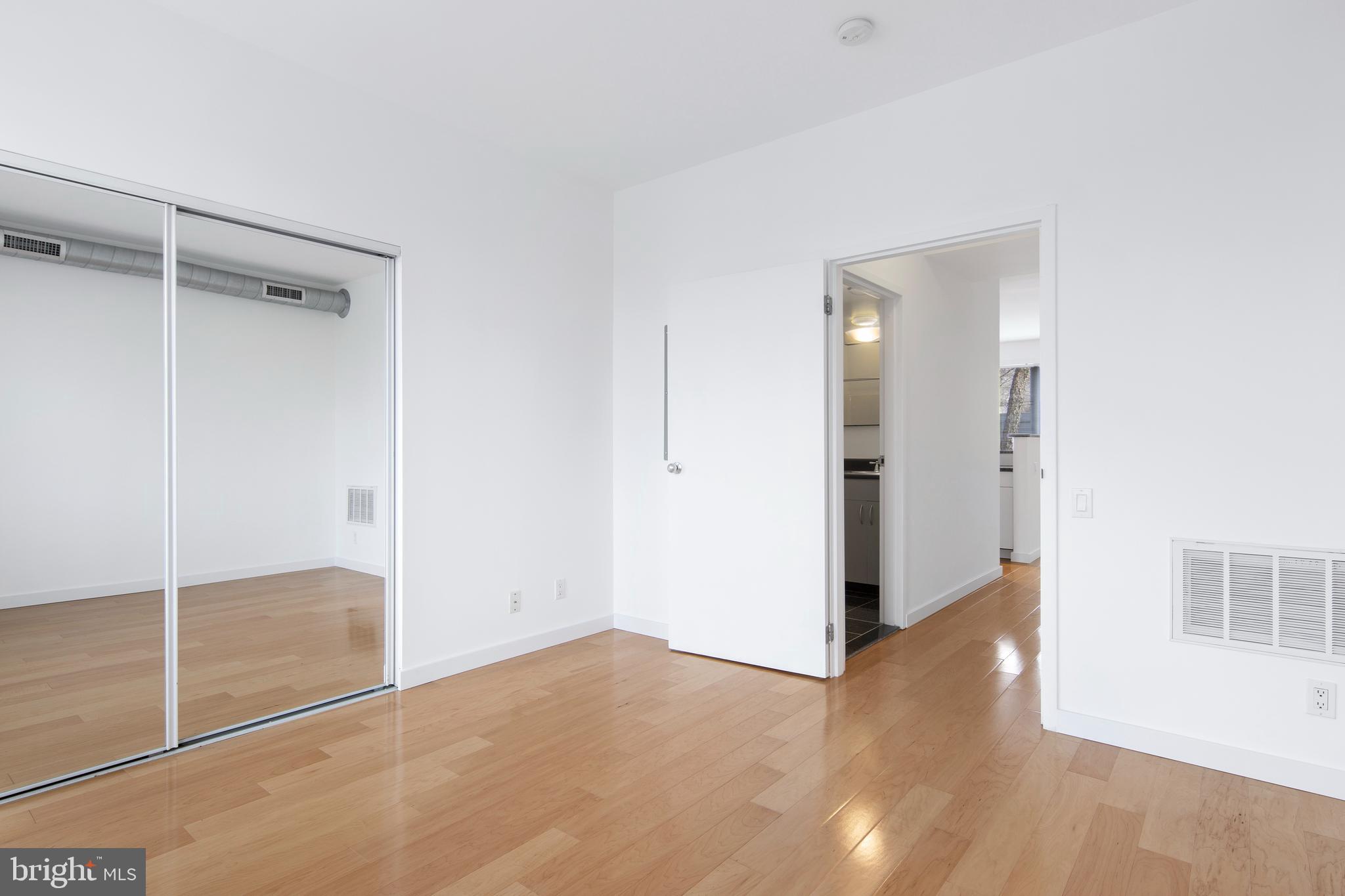 MANAYUNK - Residential Lease