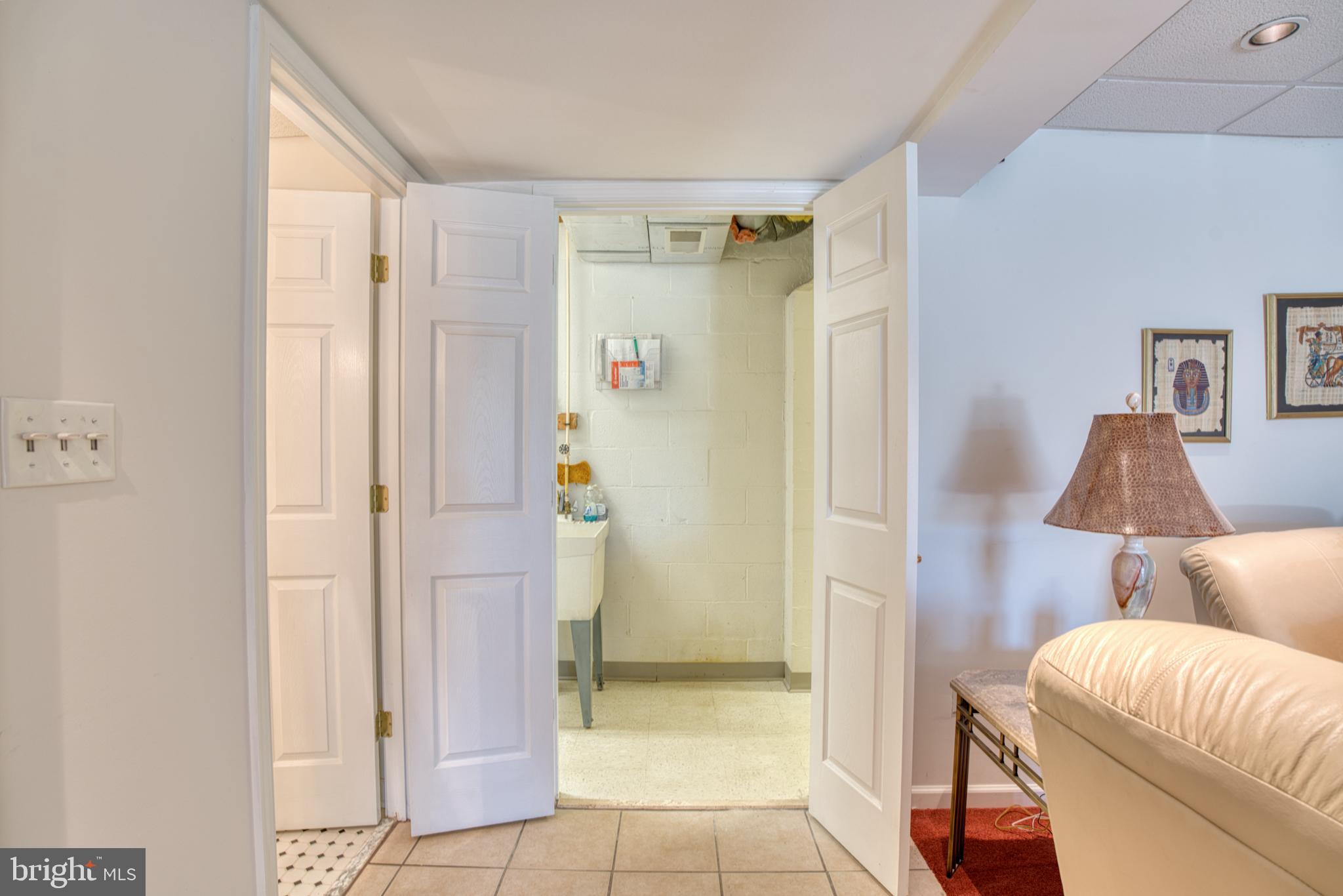 STEWARTSTOWN STATION - Residential