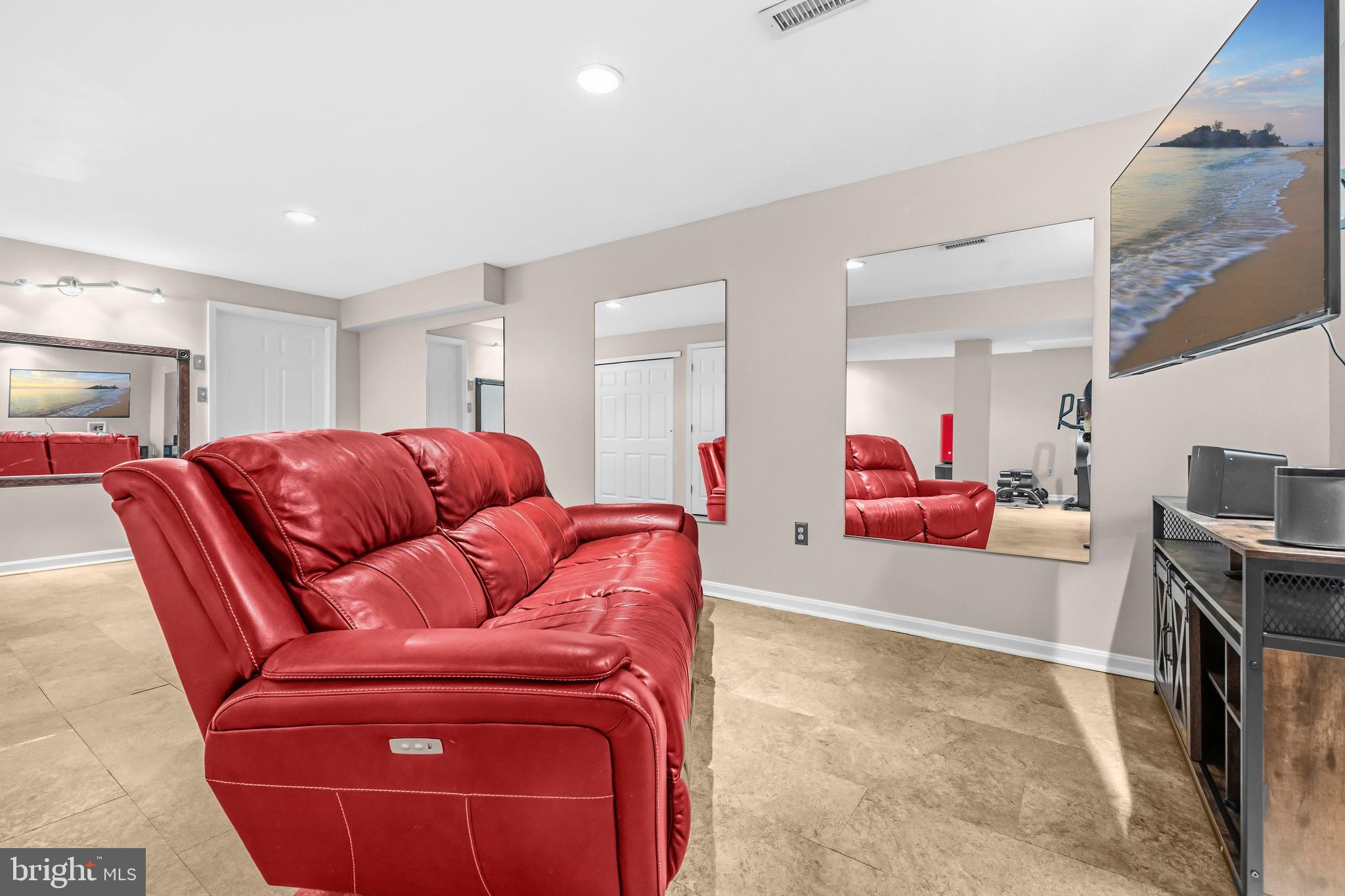 BEECH CREEK - Residential