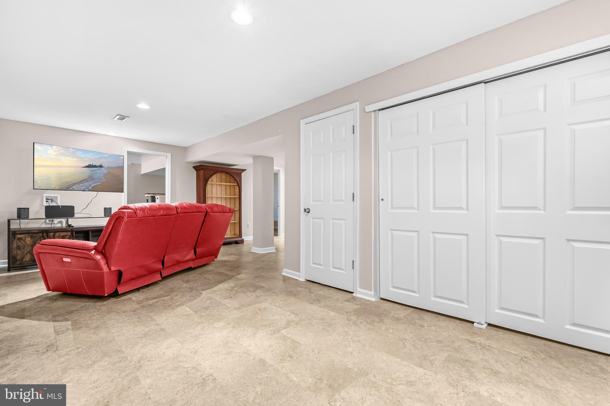 BEECH CREEK - Residential