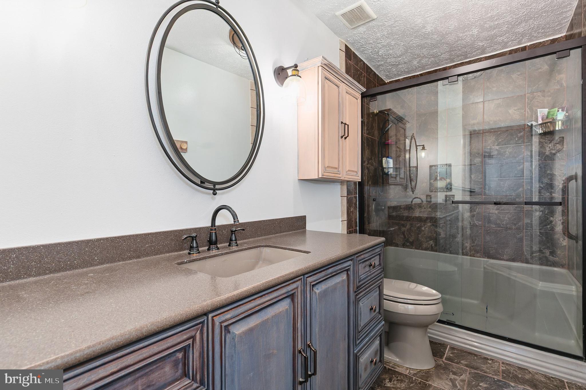 BEECH CREEK - Residential