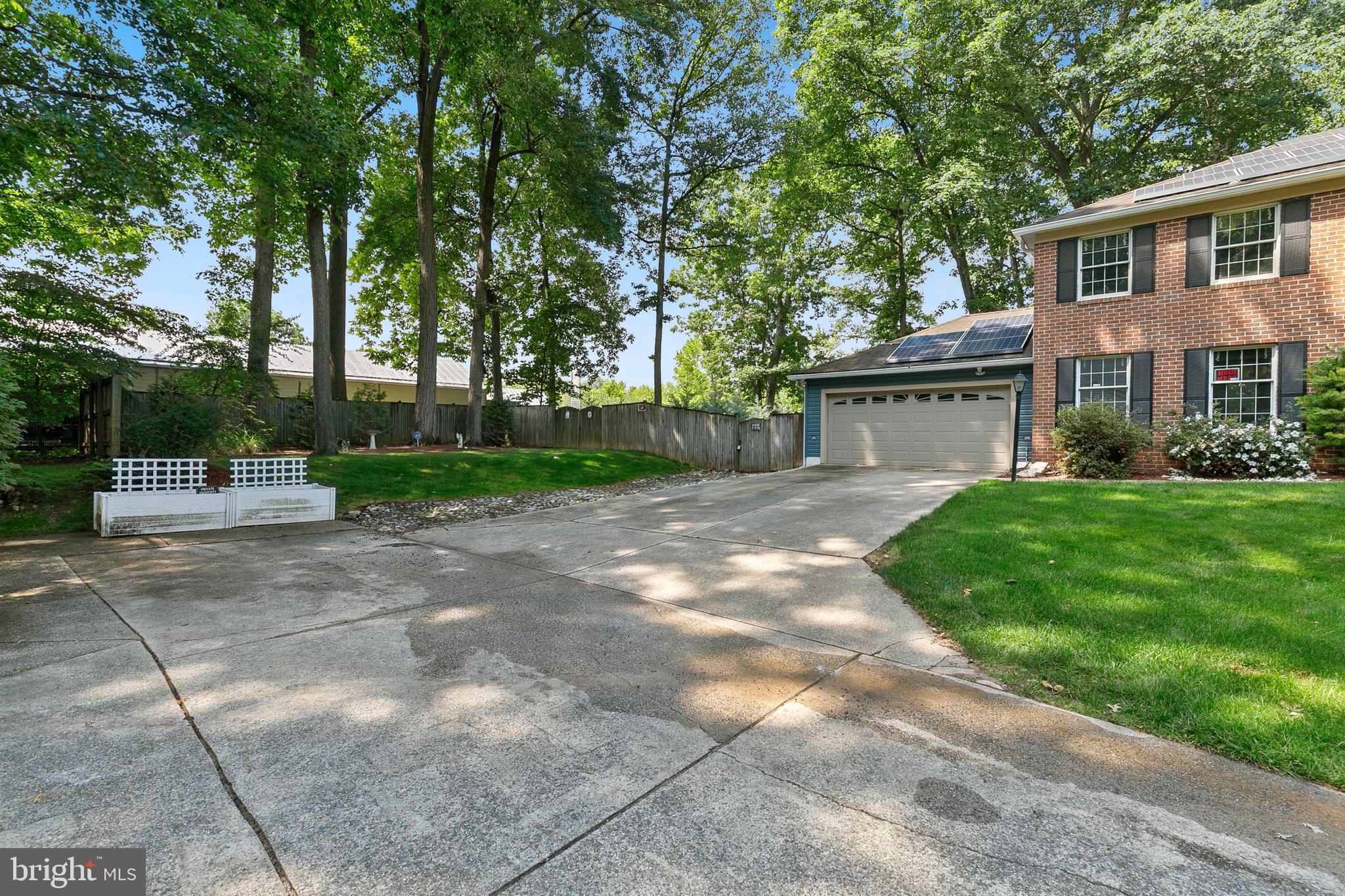 BEECH CREEK - Residential