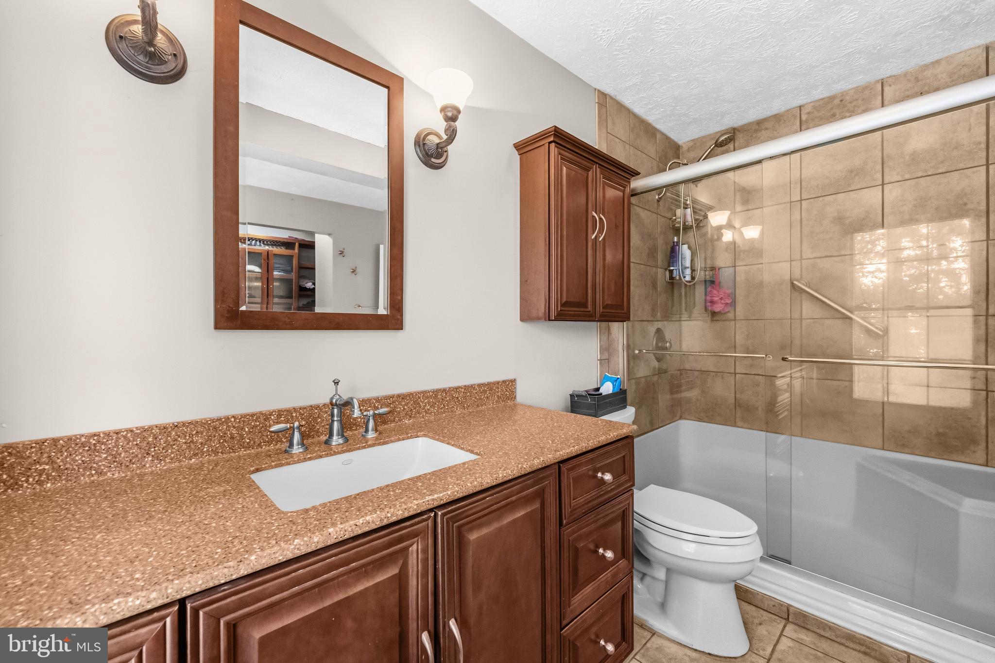 BEECH CREEK - Residential