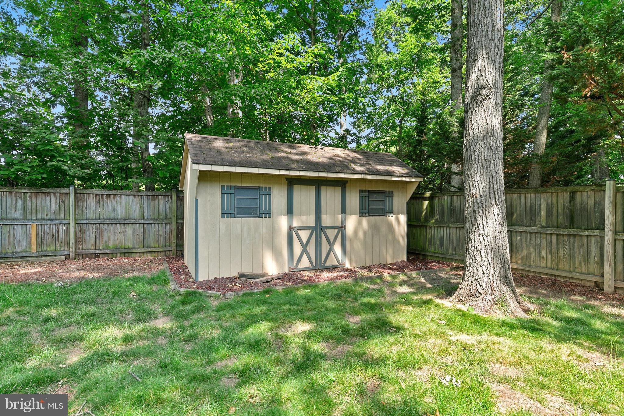 BEECH CREEK - Residential