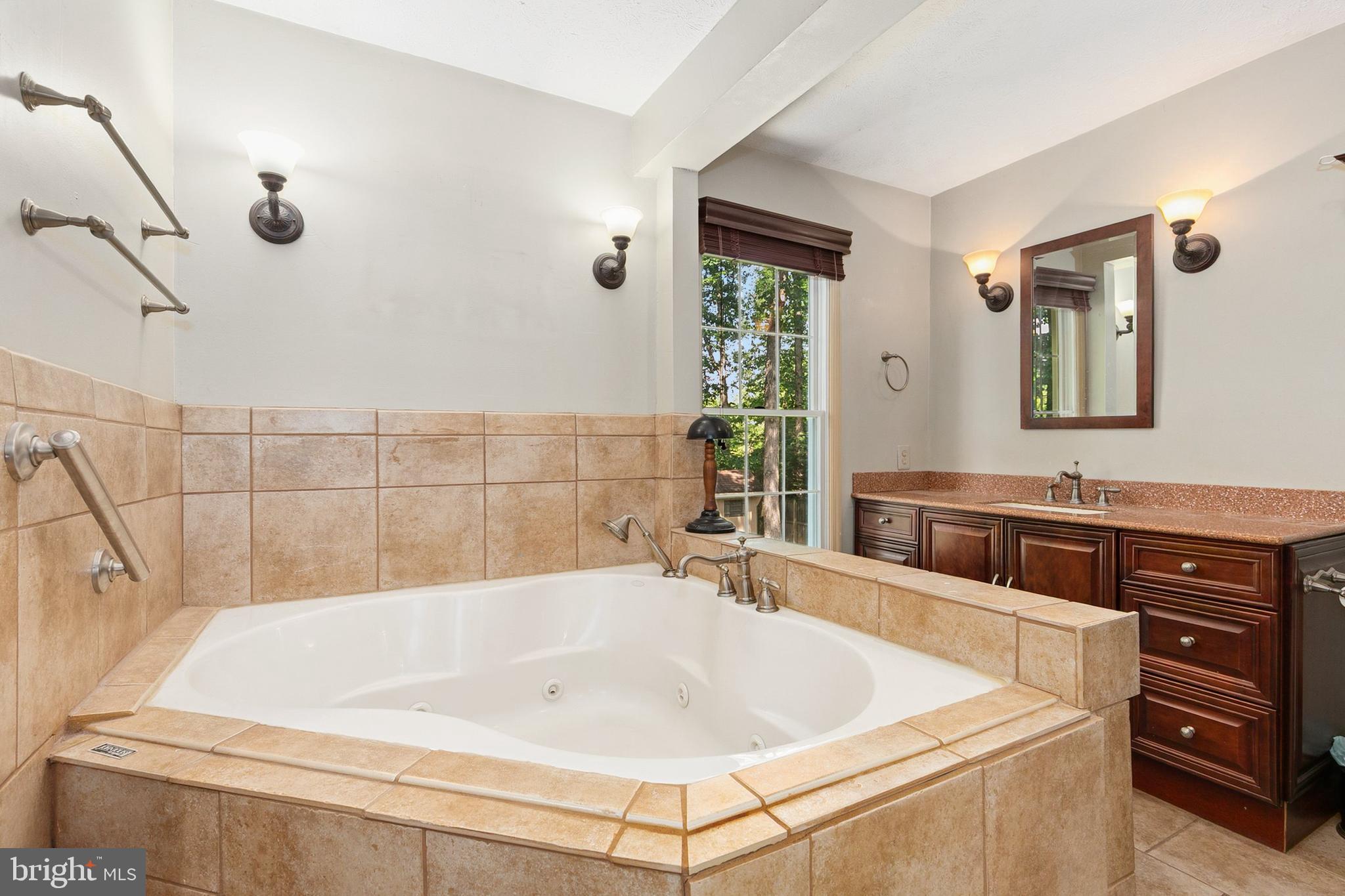 BEECH CREEK - Residential