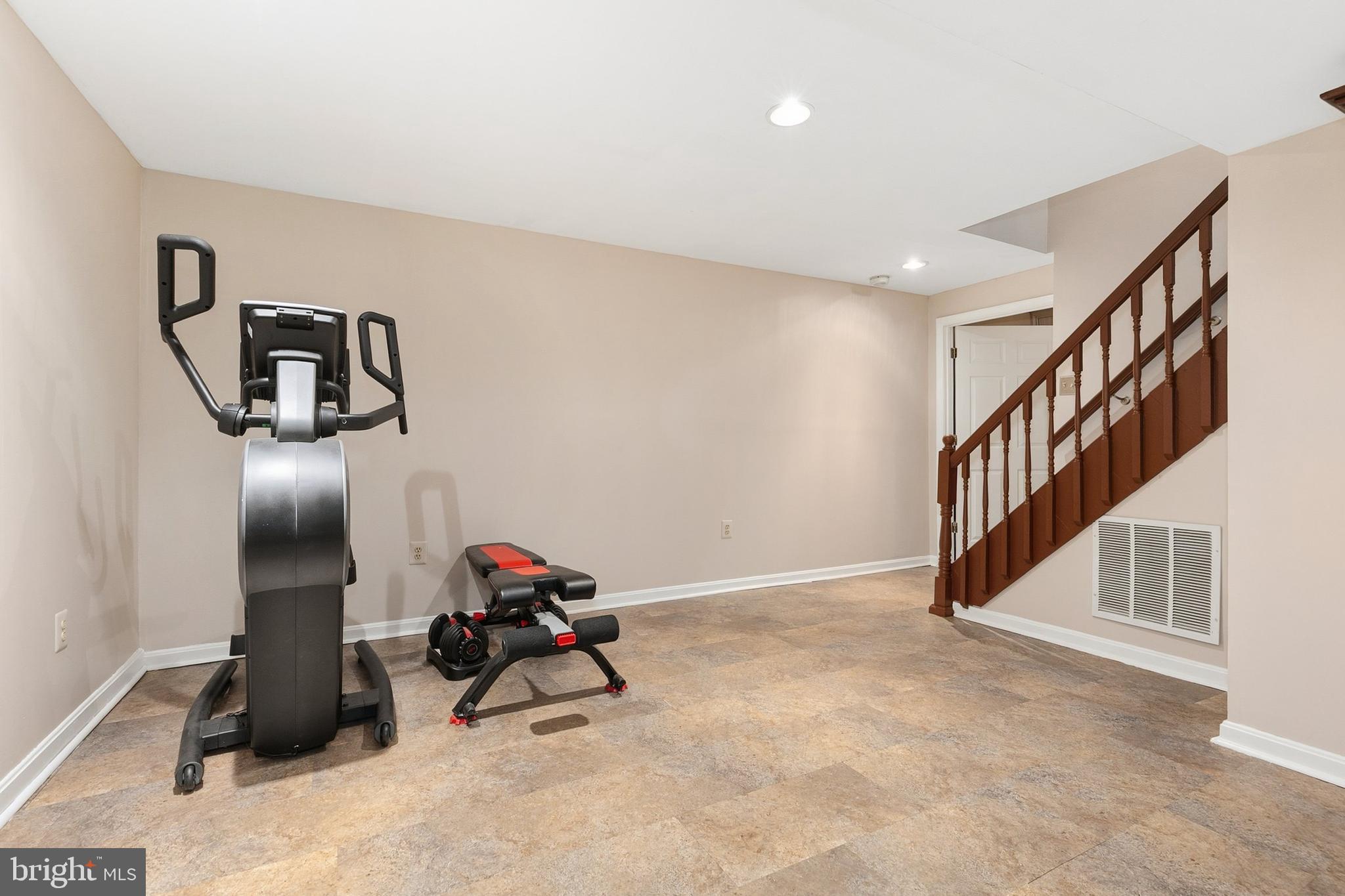BEECH CREEK - Residential