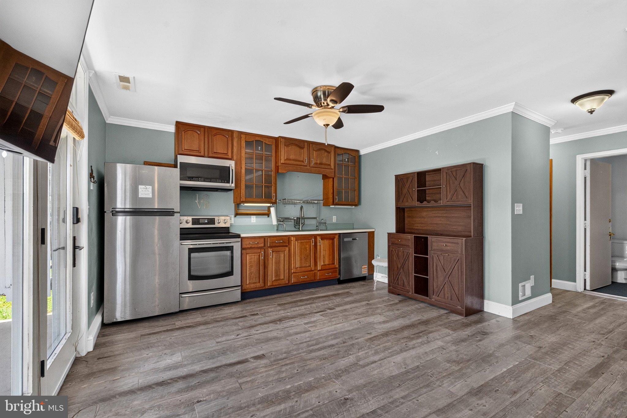 EDGEMERE/SPARROWS POINT - Residential