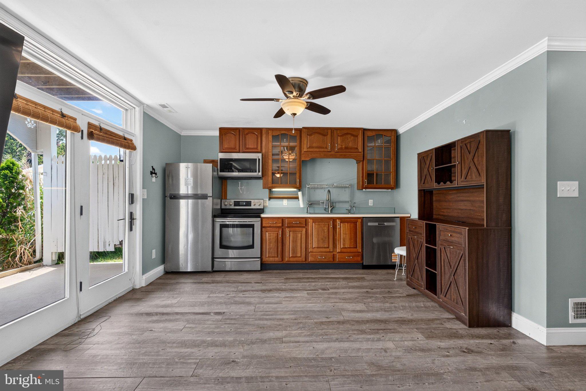 EDGEMERE/SPARROWS POINT - Residential