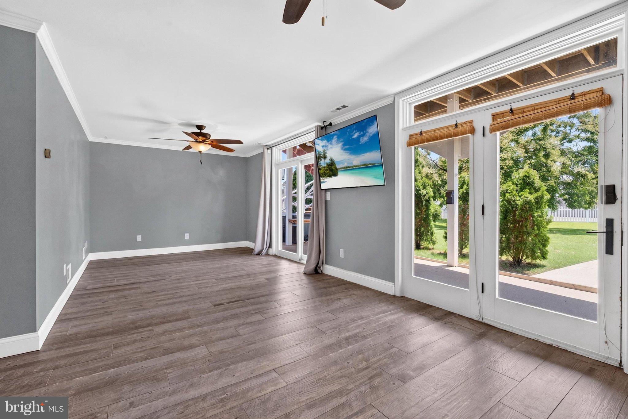 EDGEMERE/SPARROWS POINT - Residential