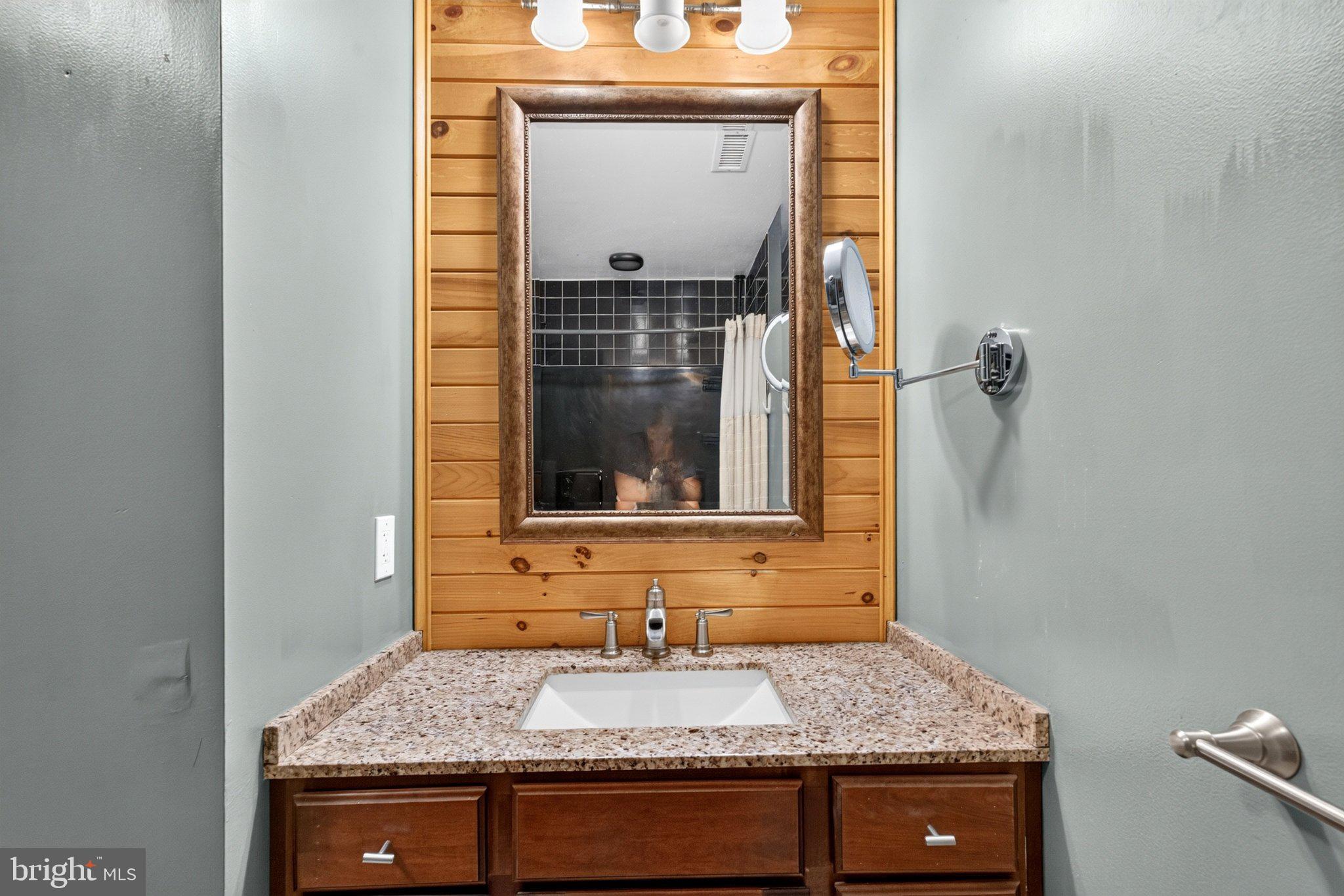 EDGEMERE/SPARROWS POINT - Residential