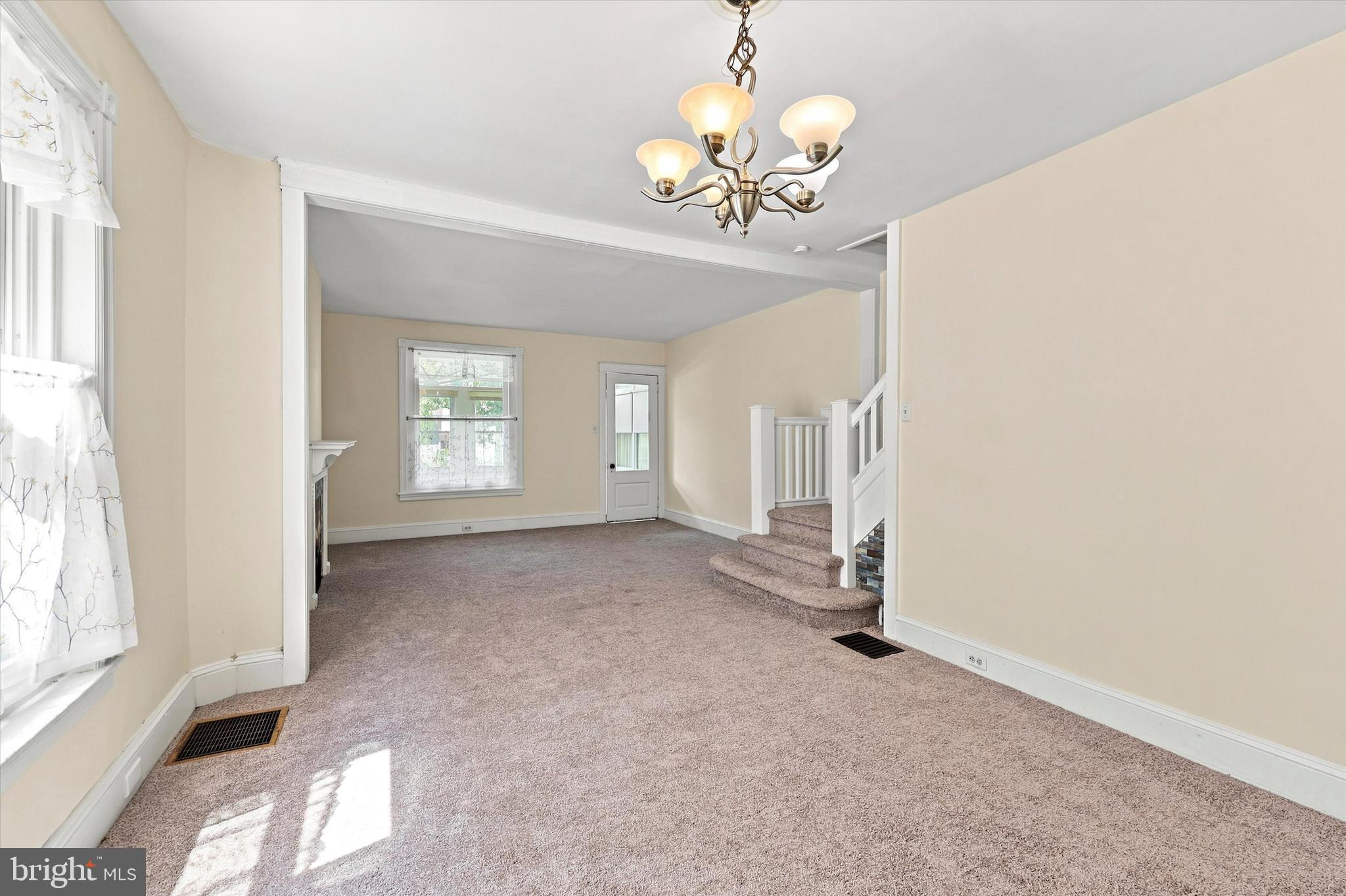 MILMONT PARK - Residential