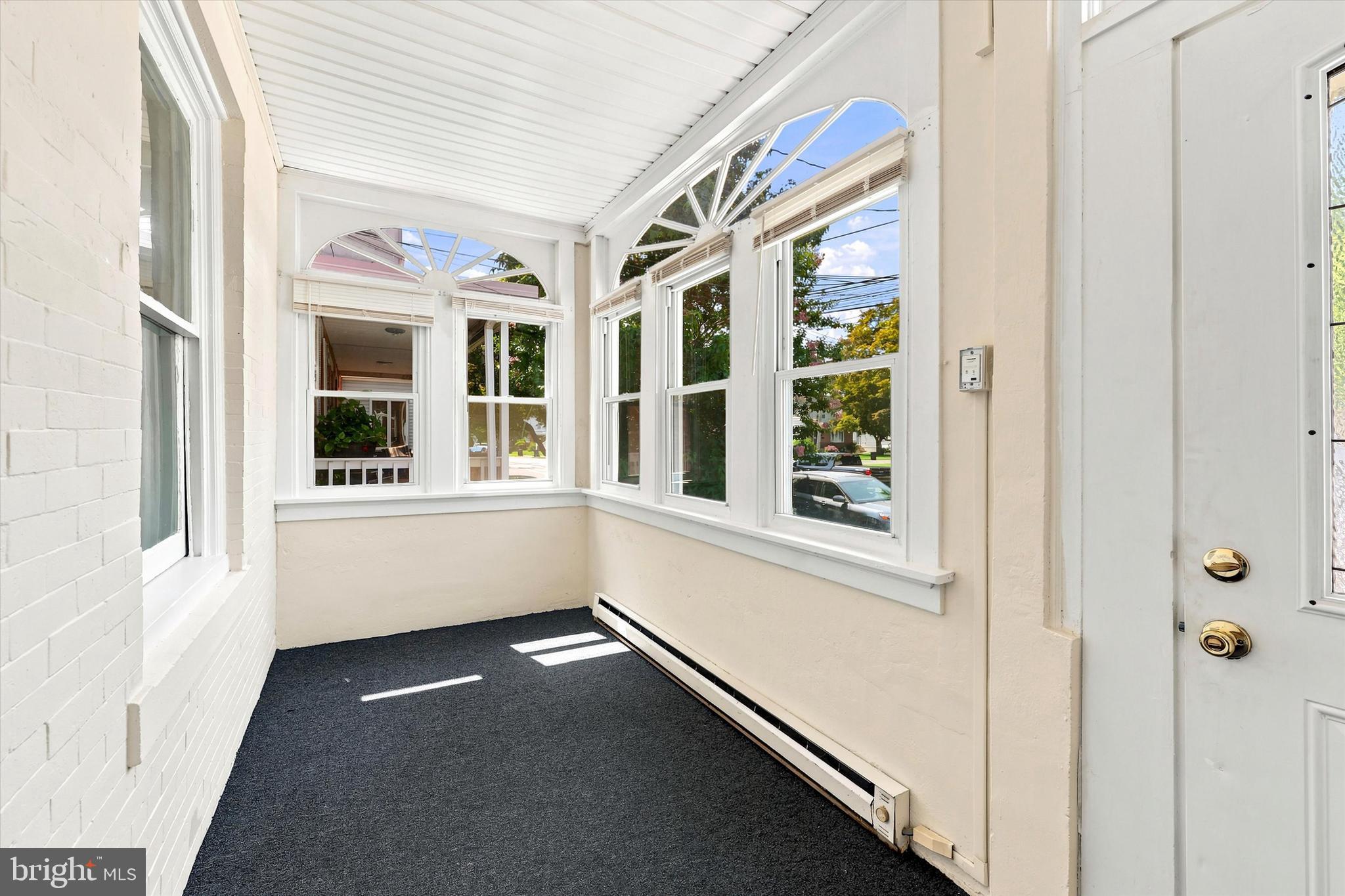 MILMONT PARK - Residential