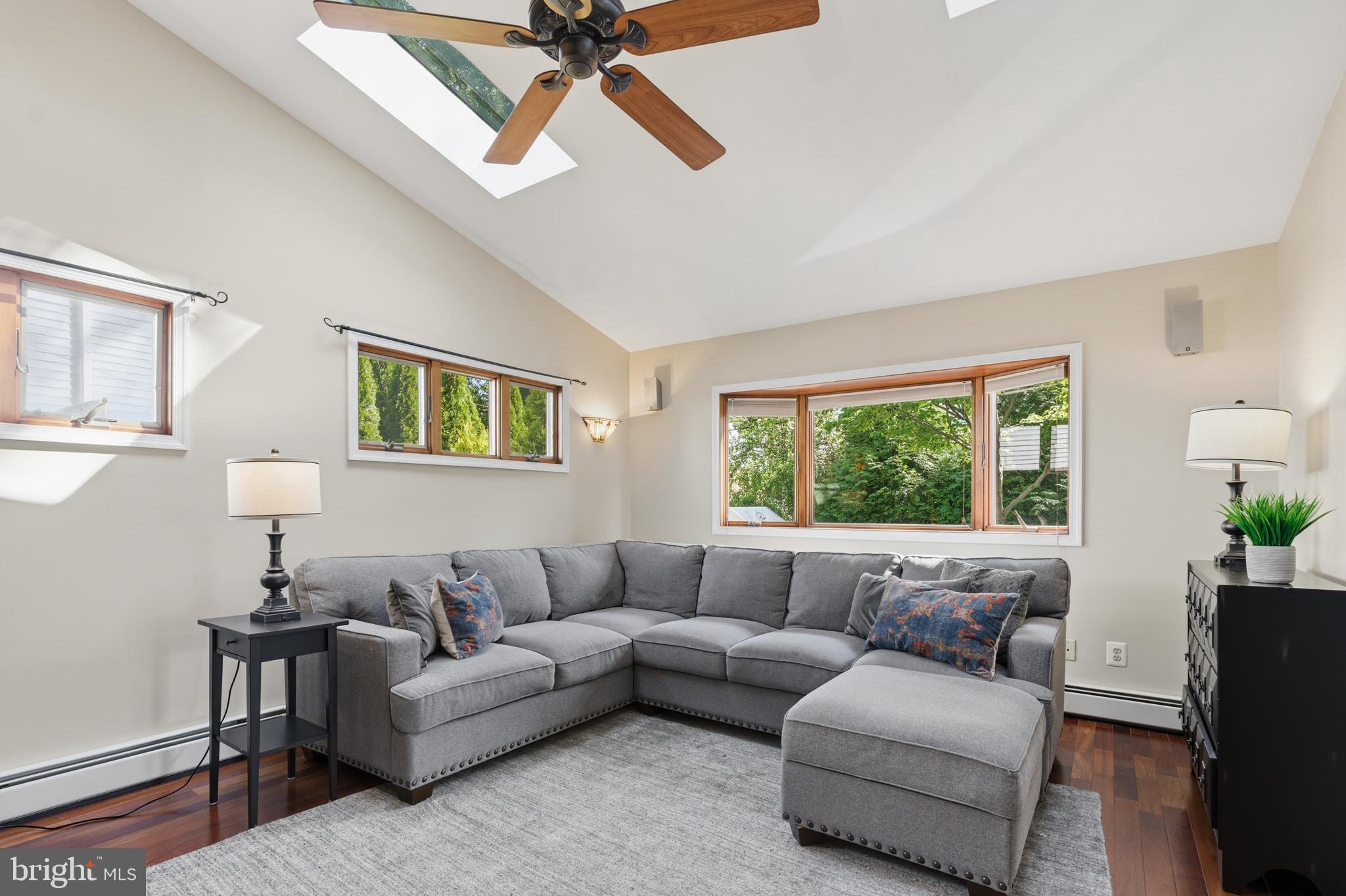 CHATHAM PARK - Residential