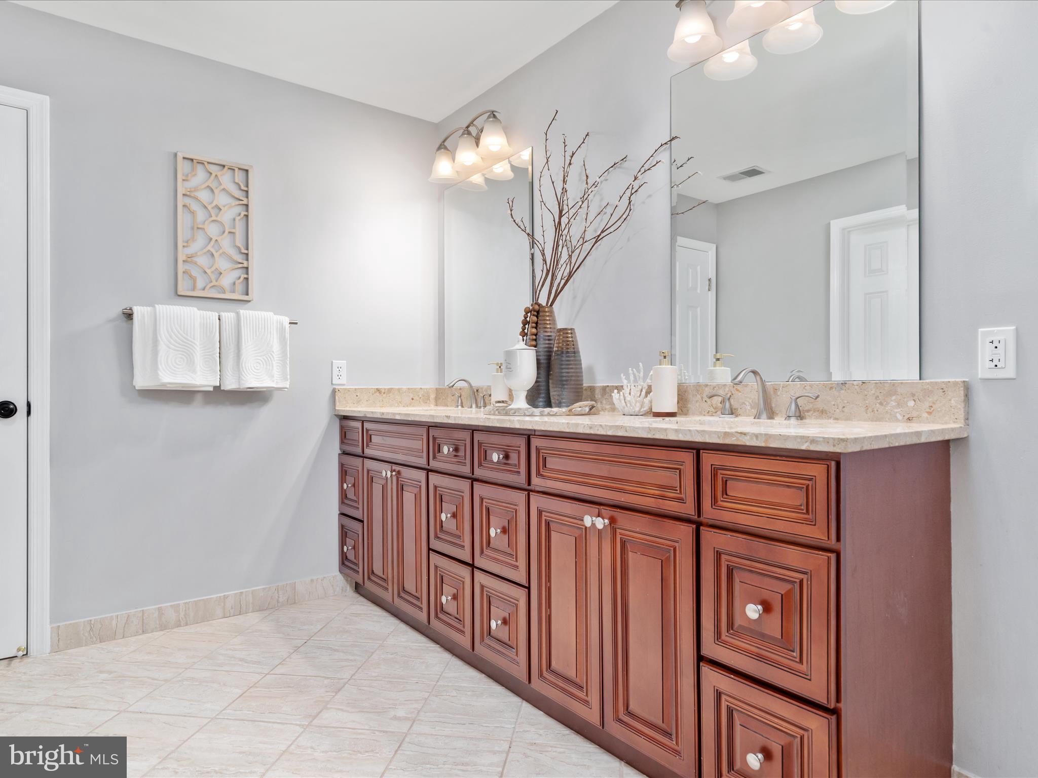 SYCAMORE RIDGE - Residential