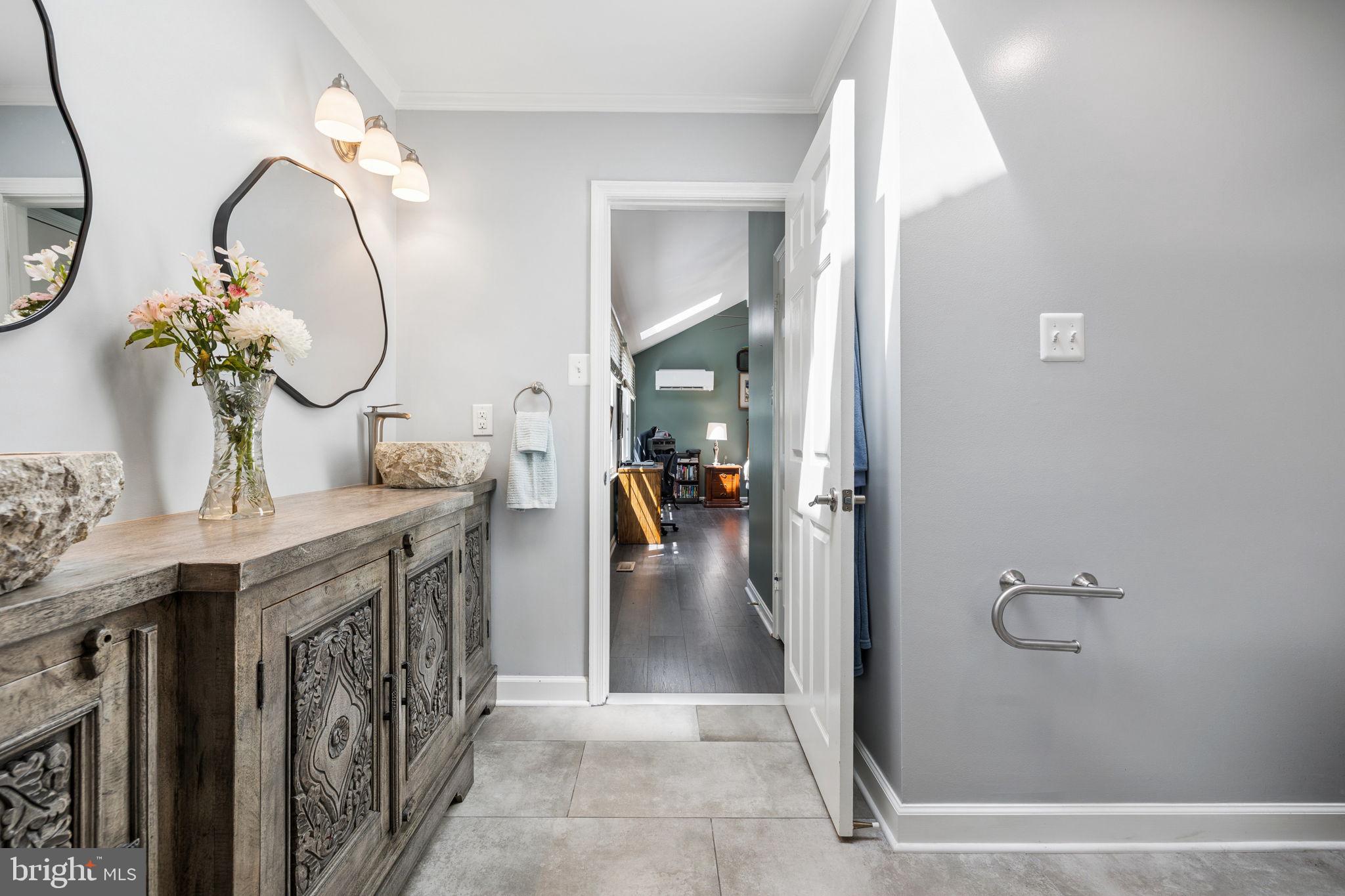 MIDDLE VALLEY - Residential