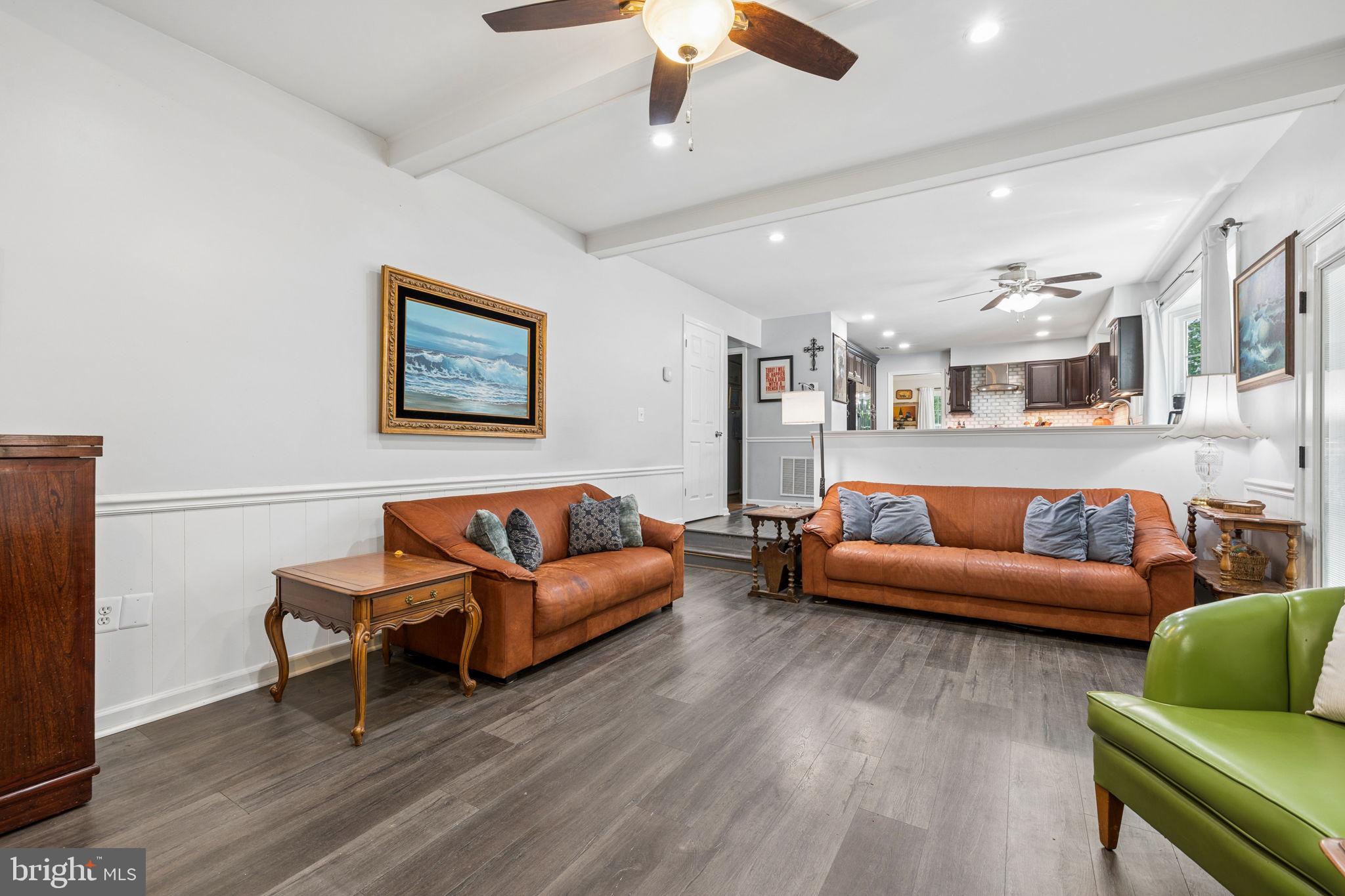 MIDDLE VALLEY - Residential