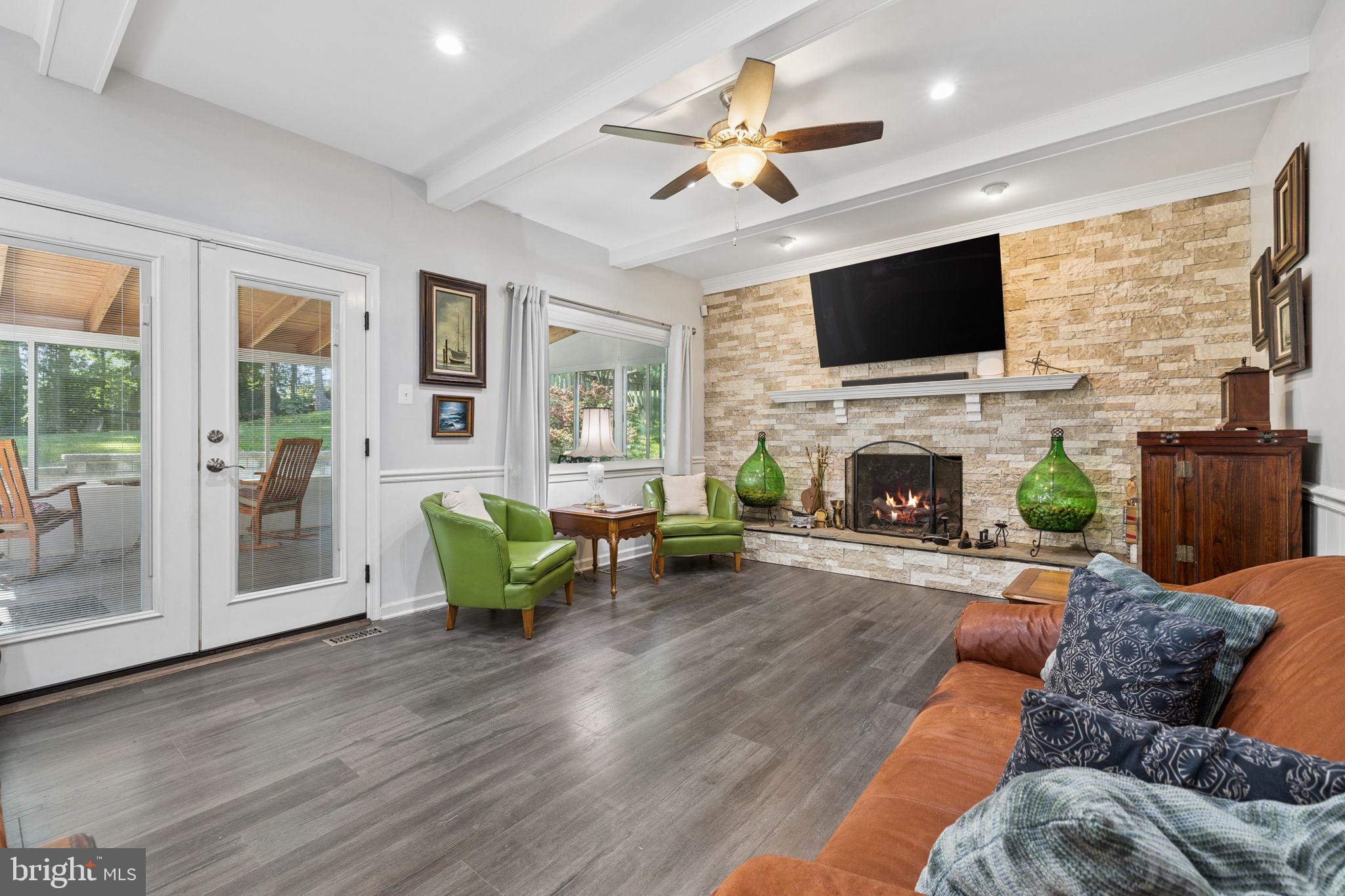 MIDDLE VALLEY - Residential