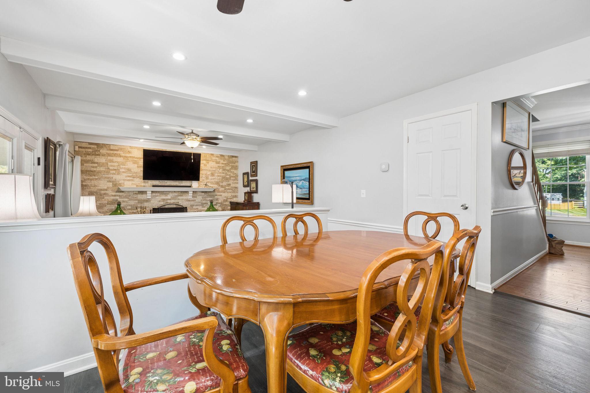 MIDDLE VALLEY - Residential