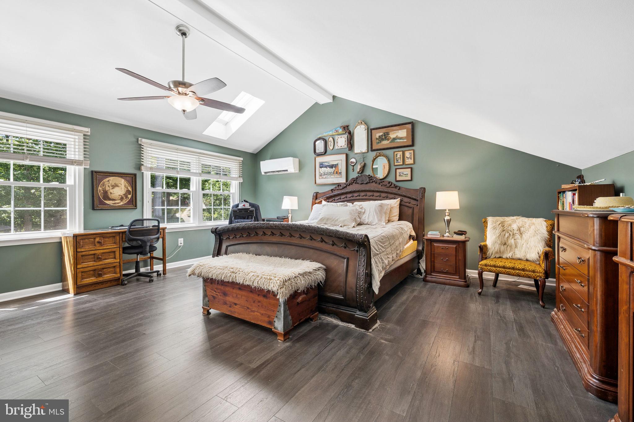 MIDDLE VALLEY - Residential
