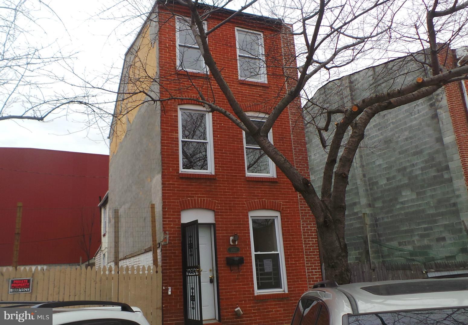 Wonderful opportunity to own this brick rowhome in Baltimore City.  Enjoy nice room sizes, wood floors, and eat in kitchen.  The rear enclosed porch can be used as storage or finish for more living space. Just minutes from Downtown Baltimore!