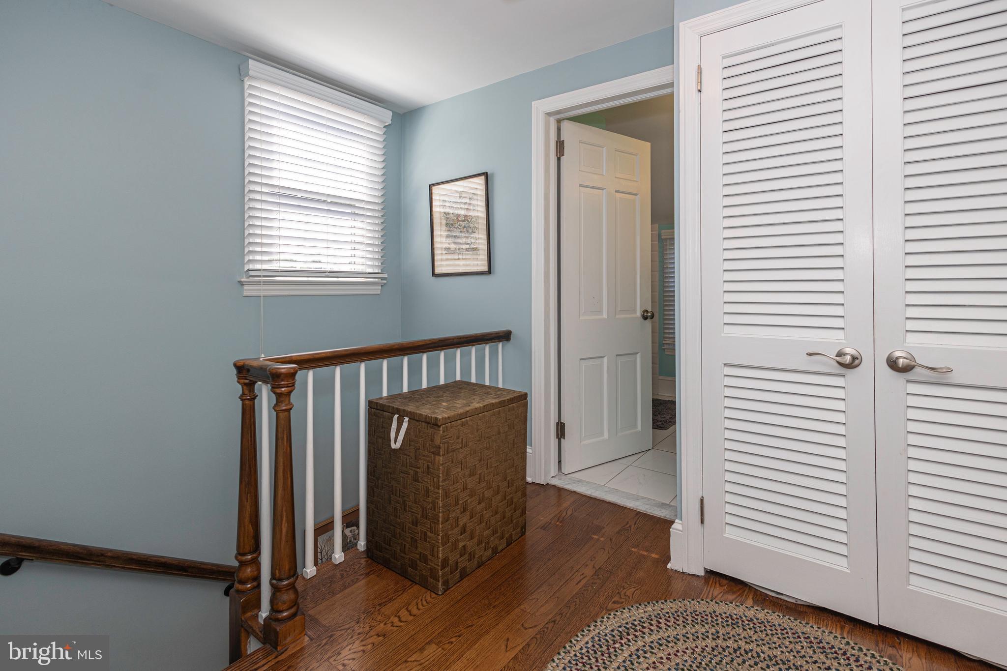 MAKEFIELD MANOR - Residential
