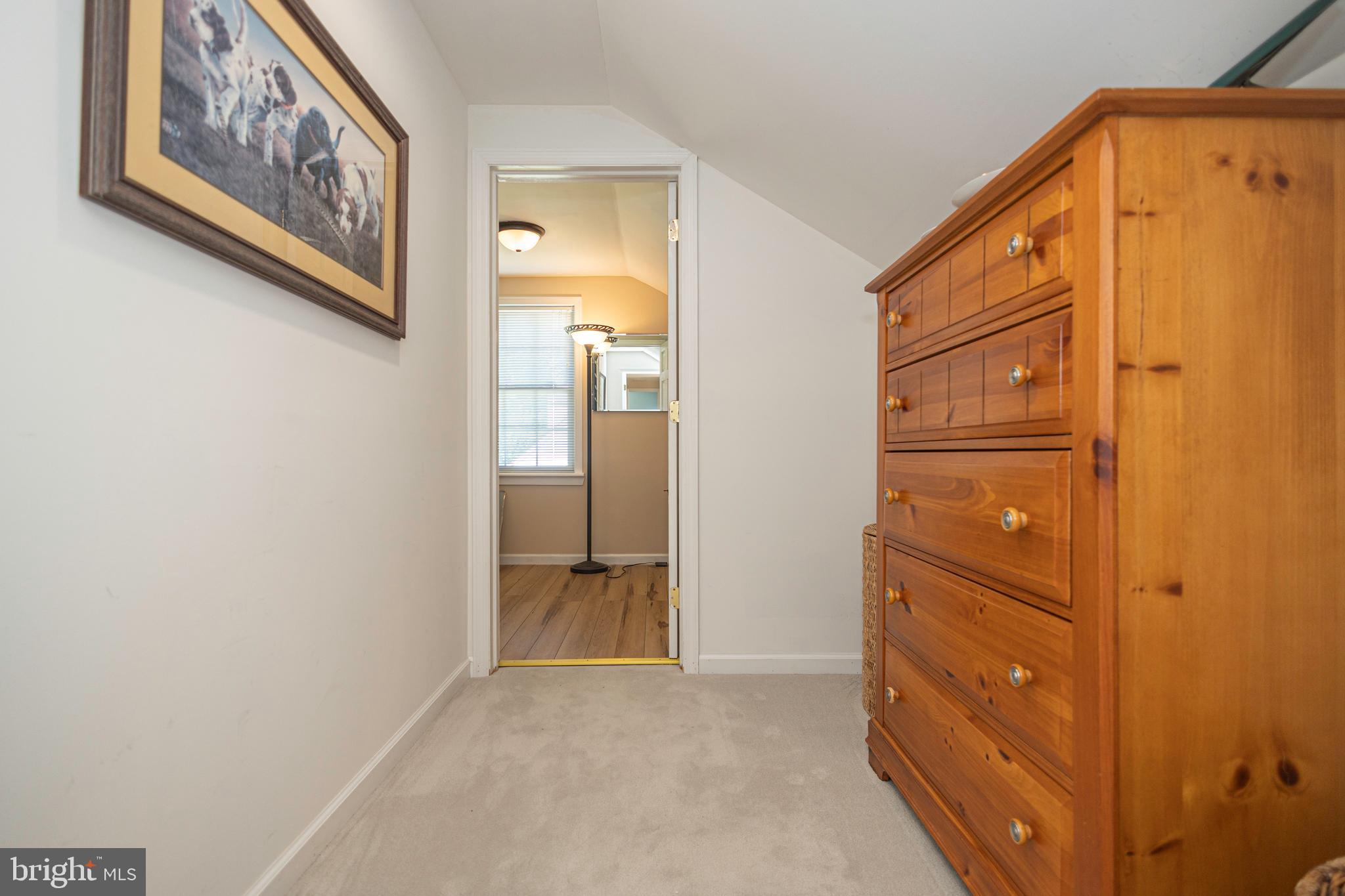 MAKEFIELD MANOR - Residential