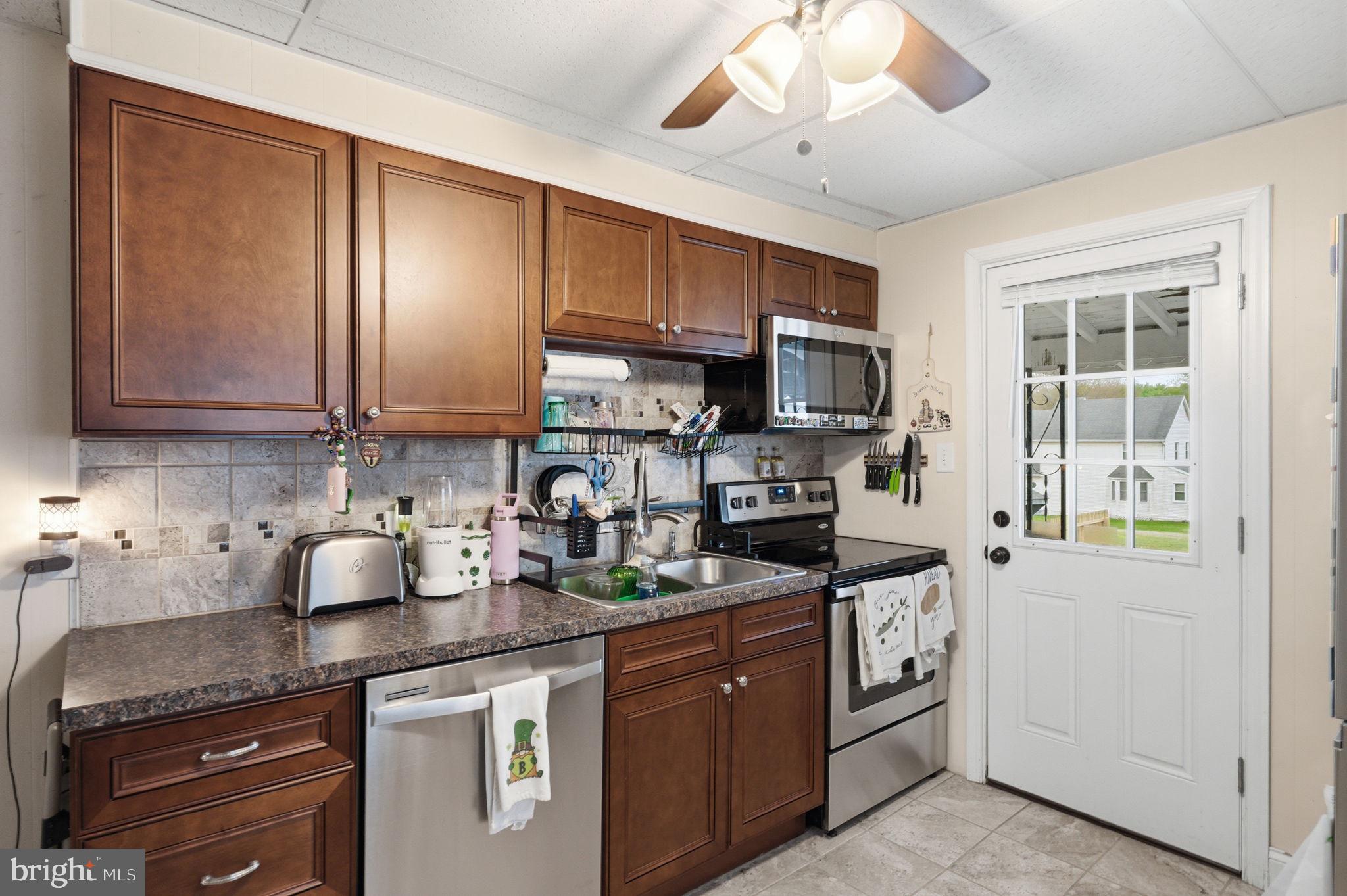APPLEGATE - Residential