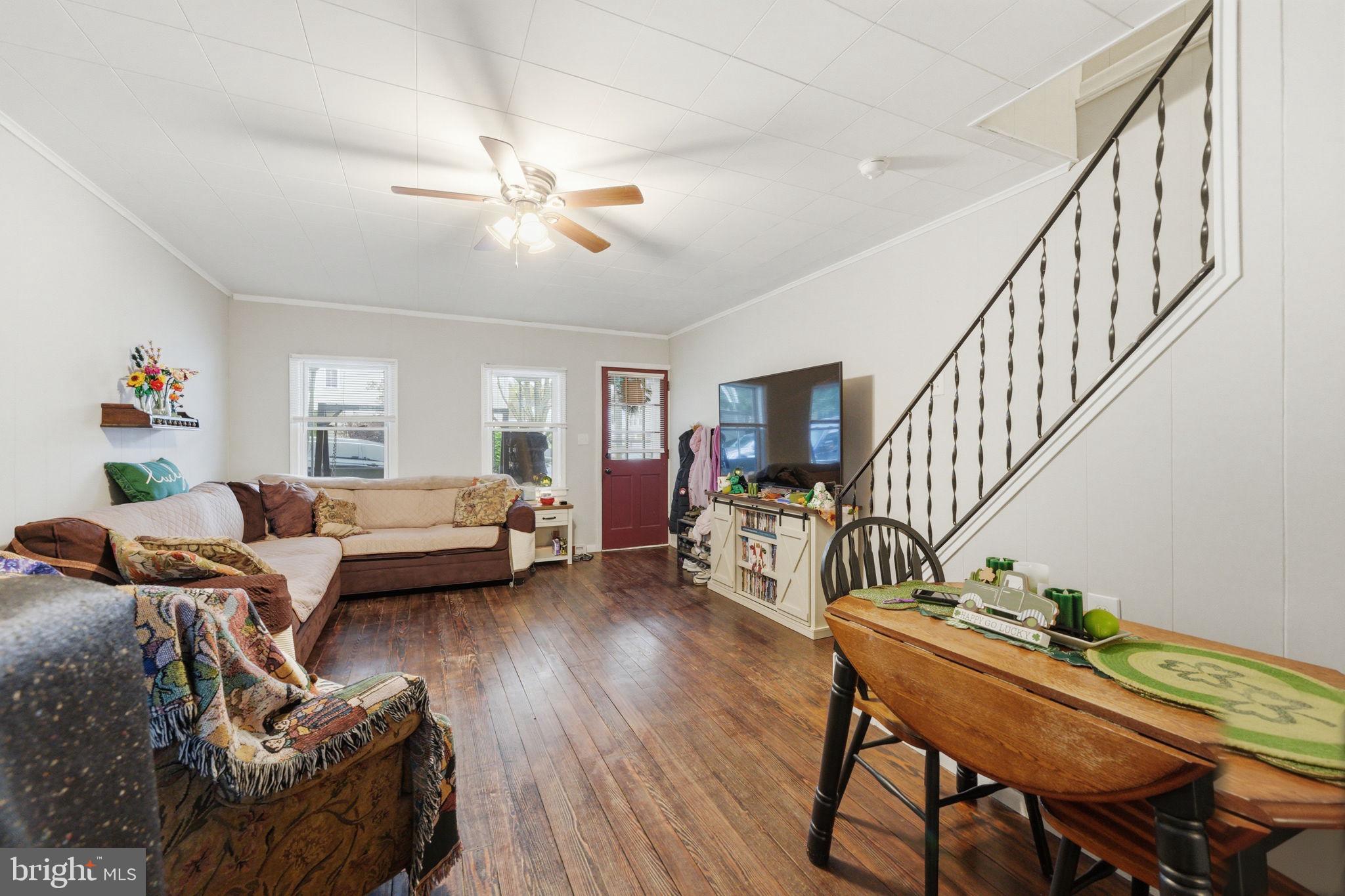 APPLEGATE - Residential