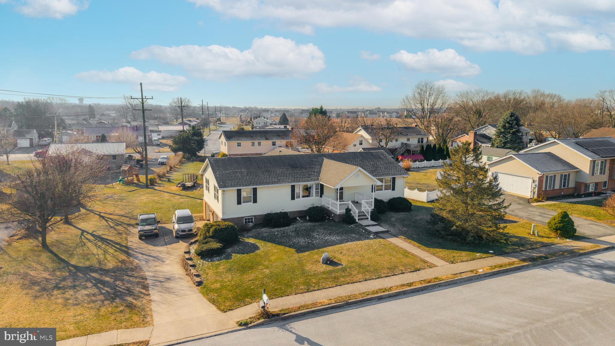 TOWN AND COUNTRY - Residential