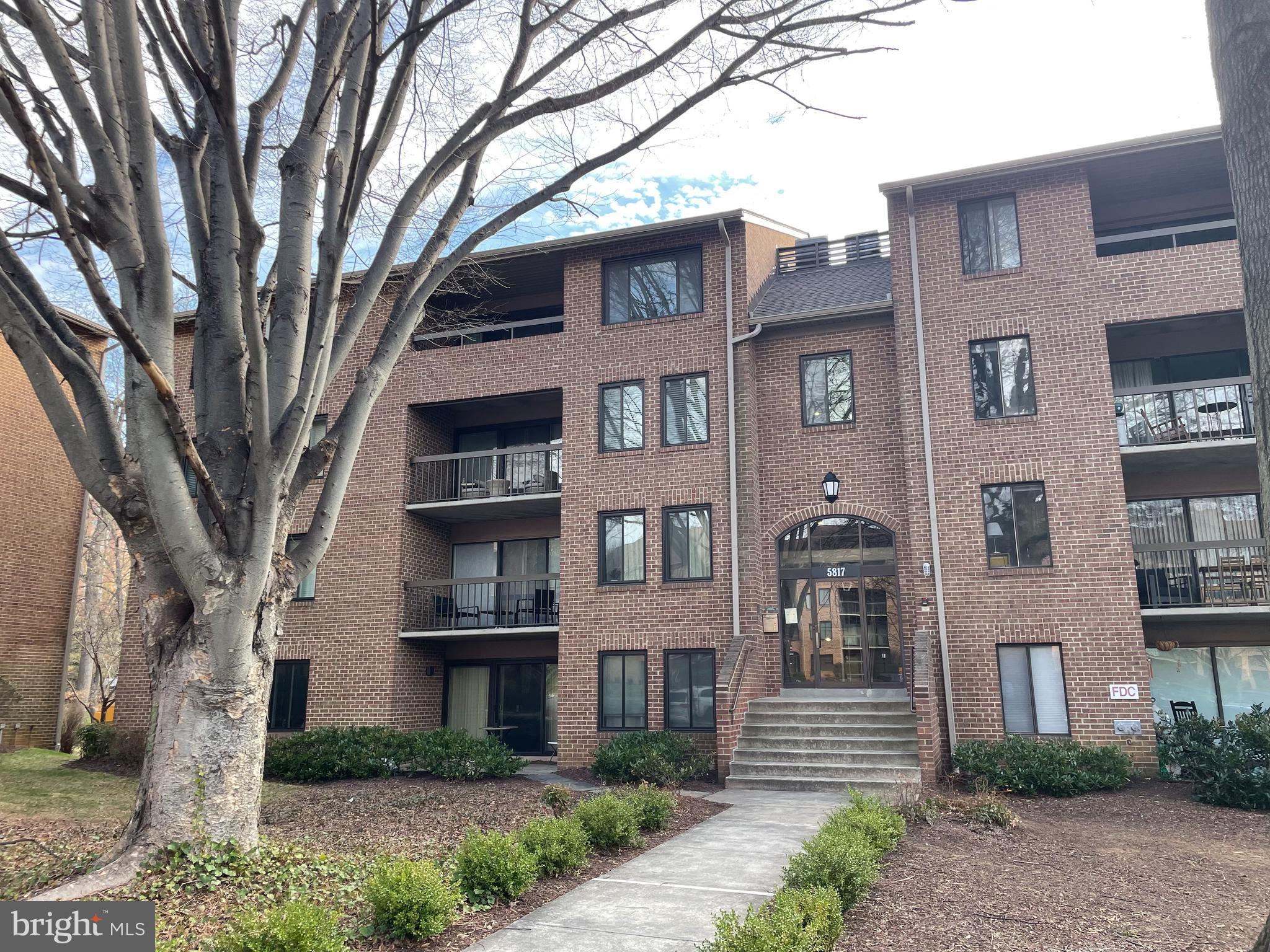 GEORGETOWN VILLAGE - Residential Lease