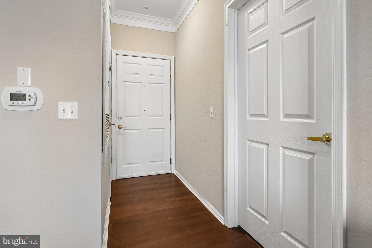 GATES OF MCLEAN - Residential