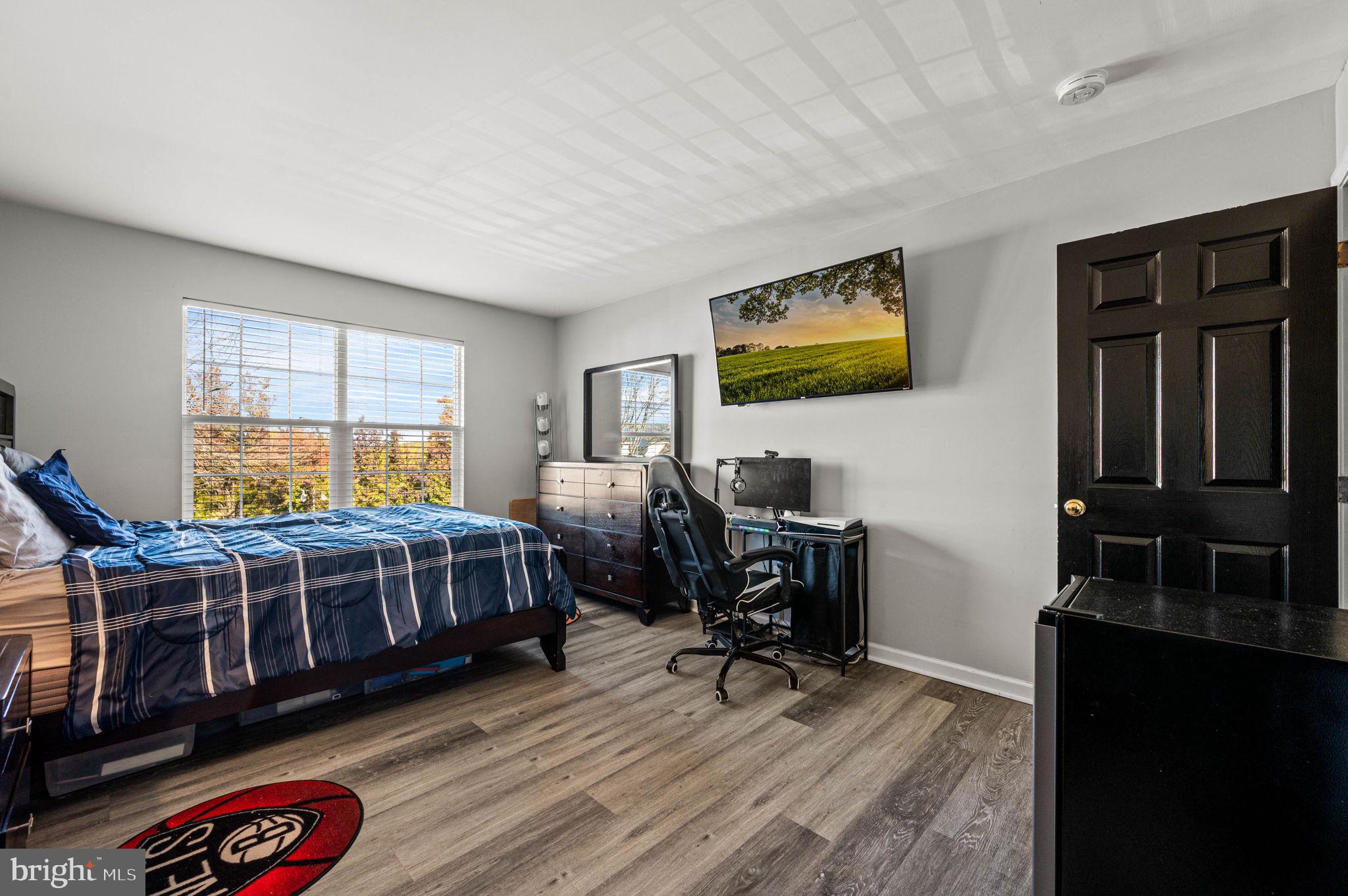 HIGHLANDS AT MILLVIEW - Residential
