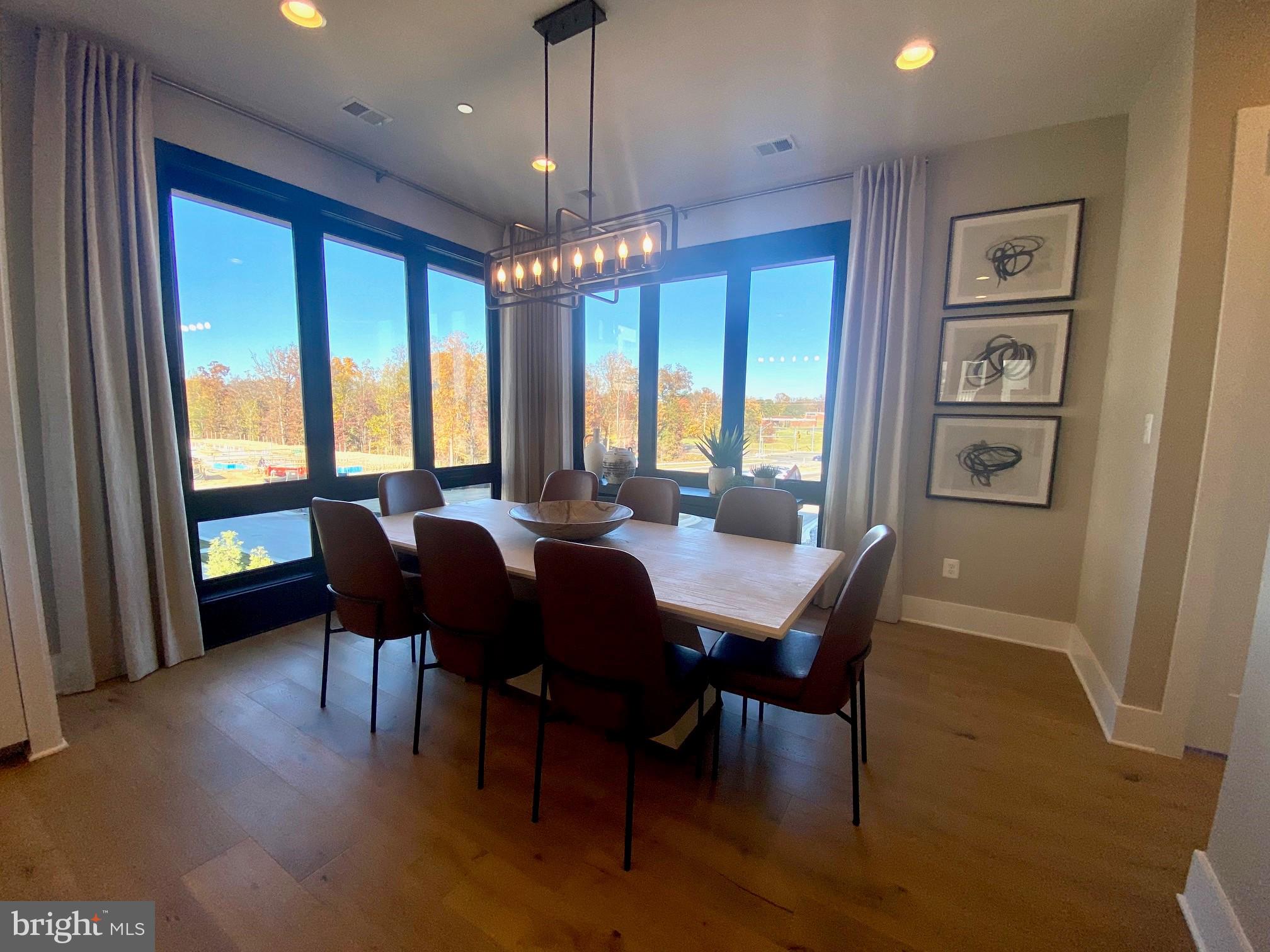 THE GROVE - Residential