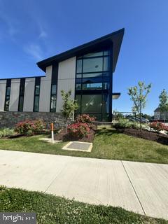 THE GROVE - Residential
