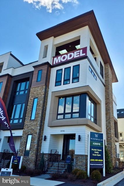 THE GROVE - Residential