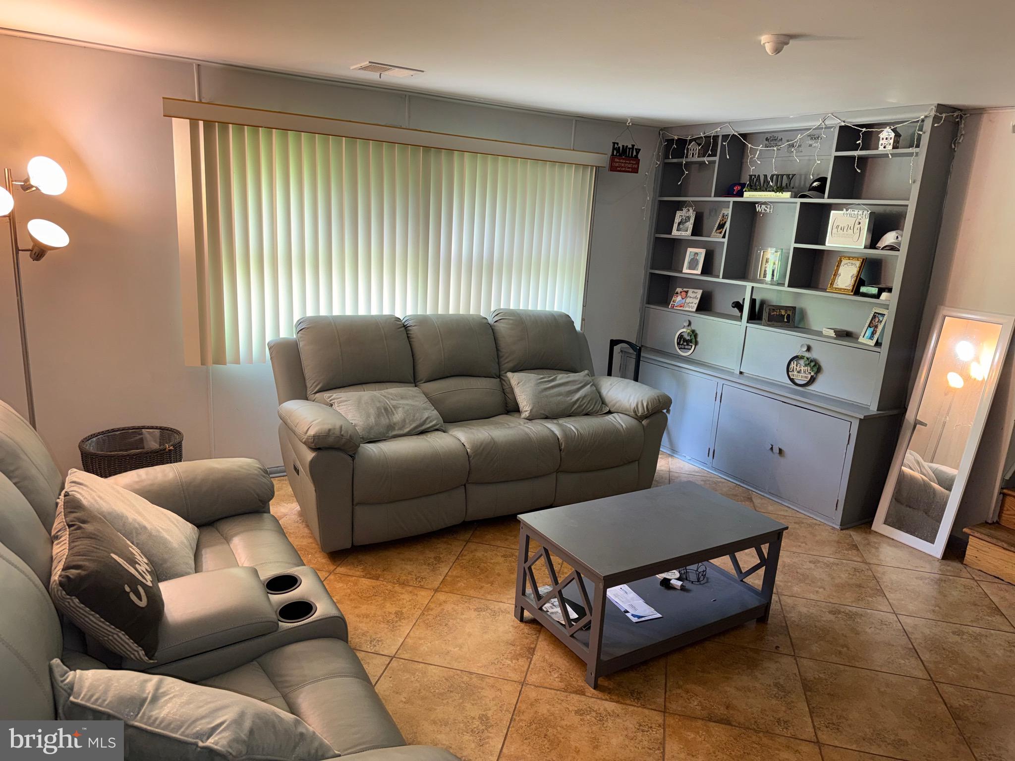 CHELTENHAM - Residential