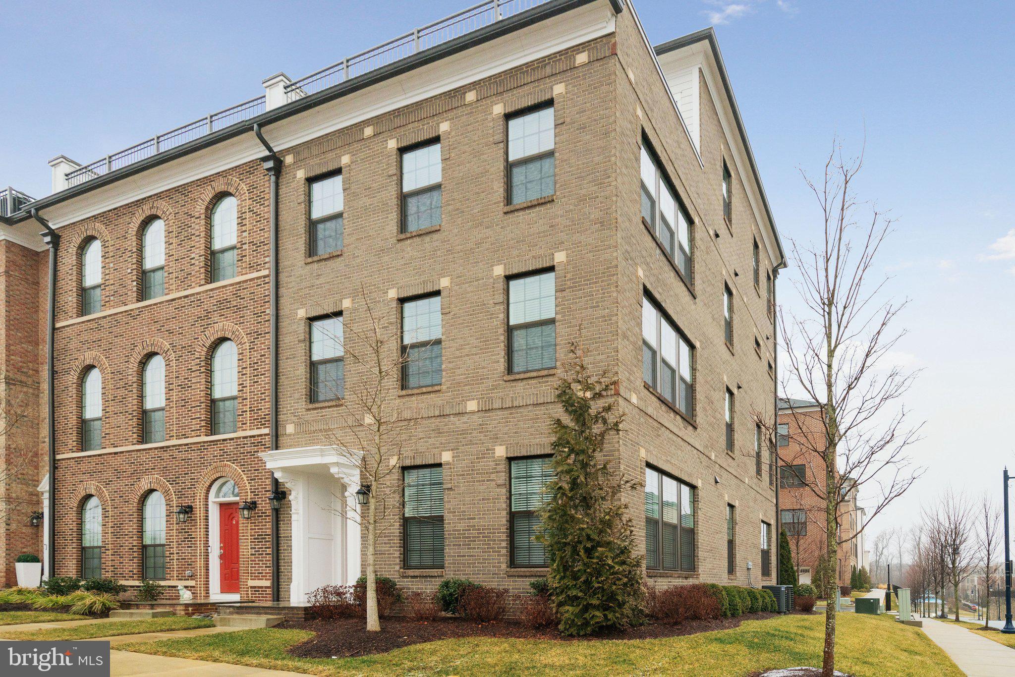 POTOMAC OVERLOOK AT NATIONAL HARBOR - Residential